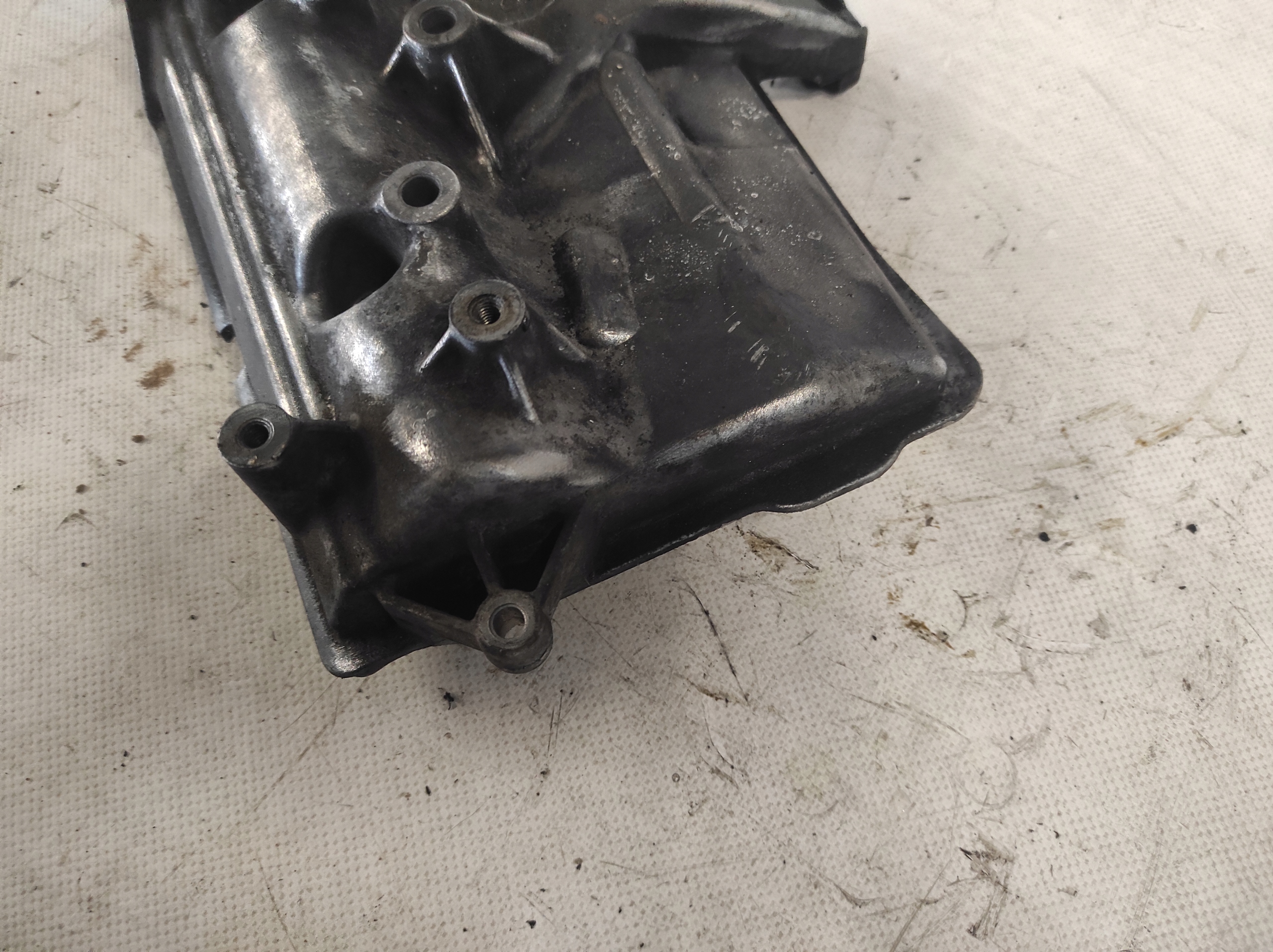 COPERCHIO PUNTERIE TESTATA MERCEDES W 245 2.0 CDI