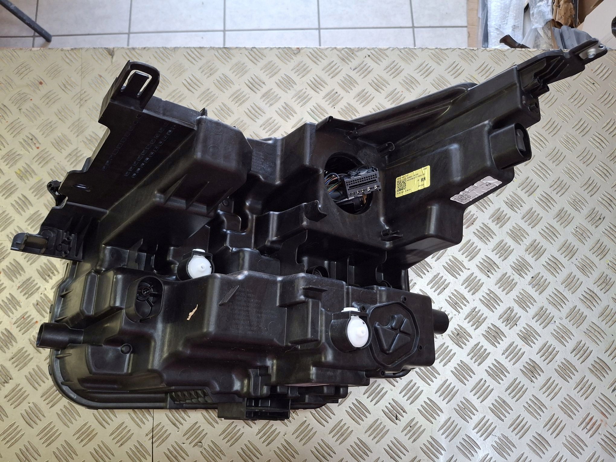 light right front FULL LED SKODA ELROQ ENYAQ LIFT 2025R->