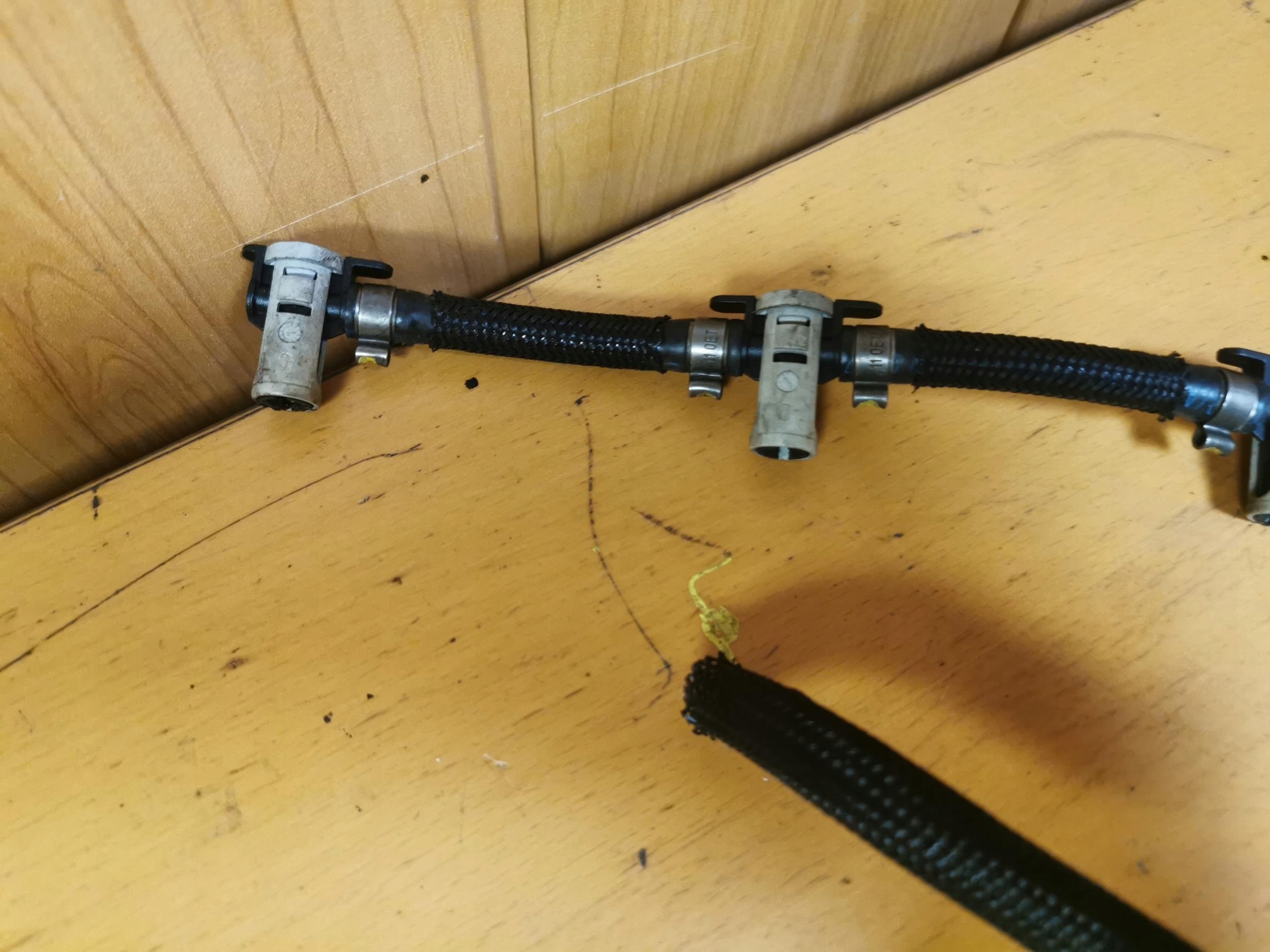 wiring powrotny paliwowy BMW X6 E71 N57D30B 3.0d