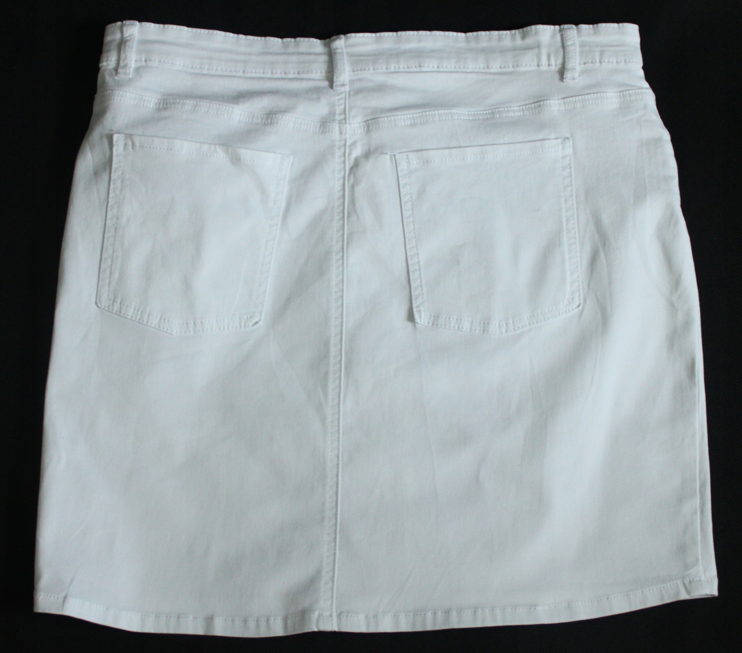 BIAŁA SPÓDNICA ROZ XL Marka Cubus