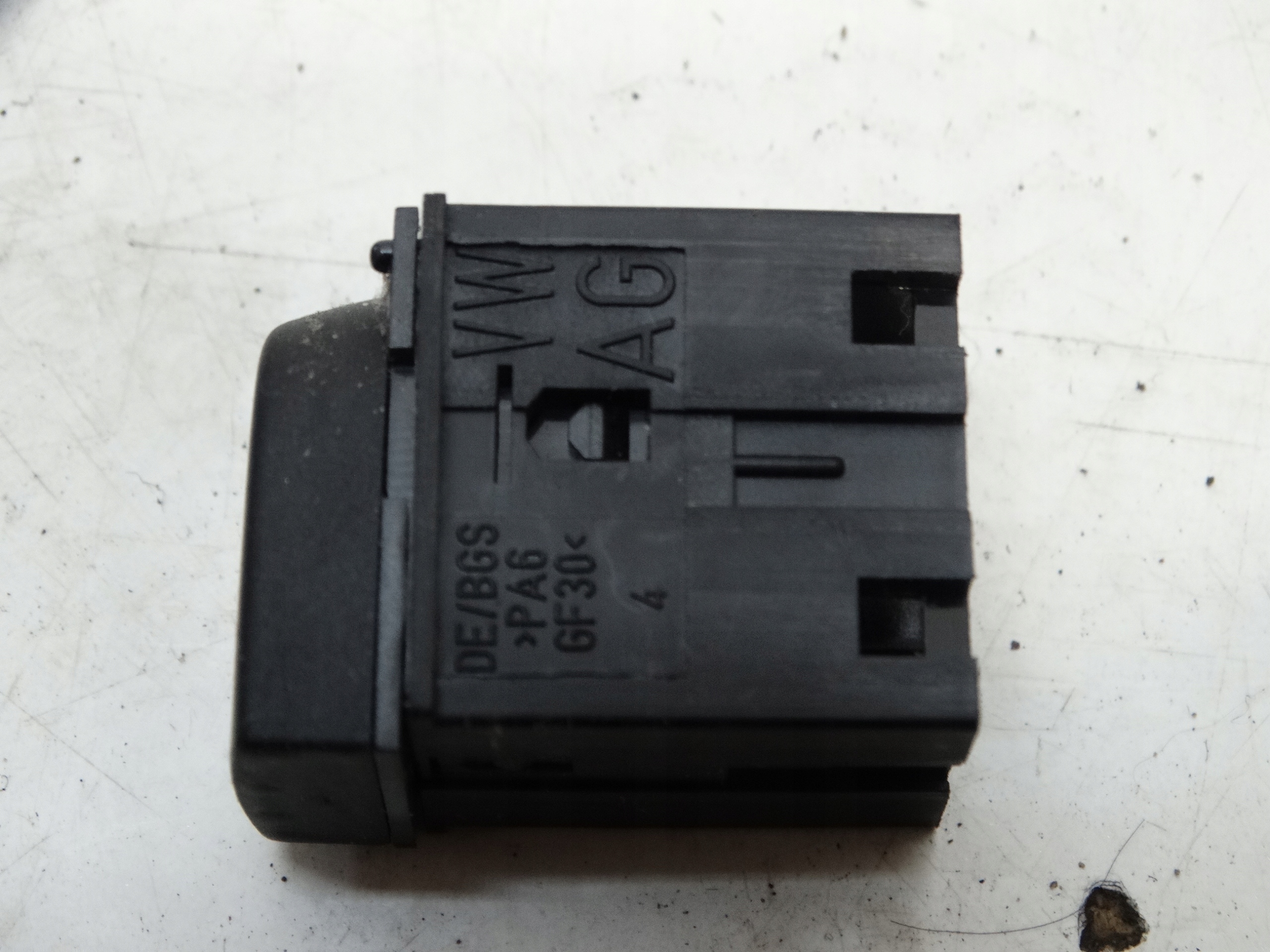 switch switch ESP OFF SEAT ALTEA 5P0927117A