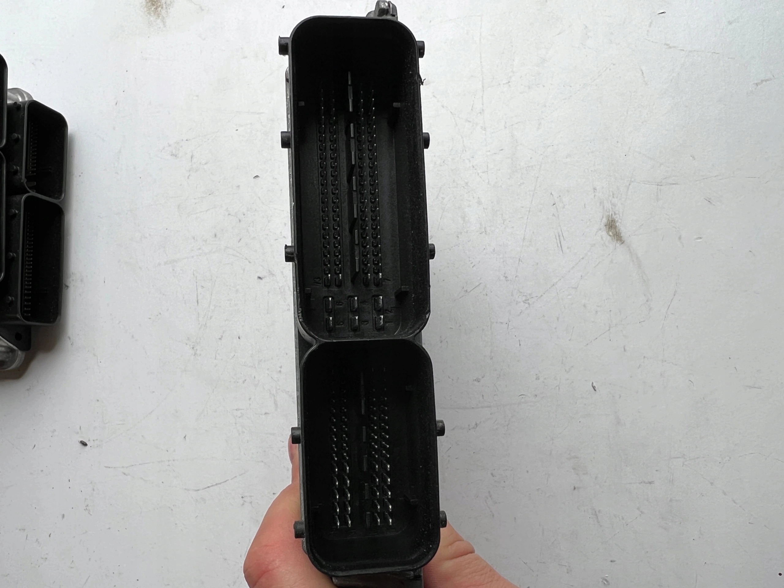 VW SKODA SEAT computer ECU 03F907309AJ 03F906070KS 5WP44832