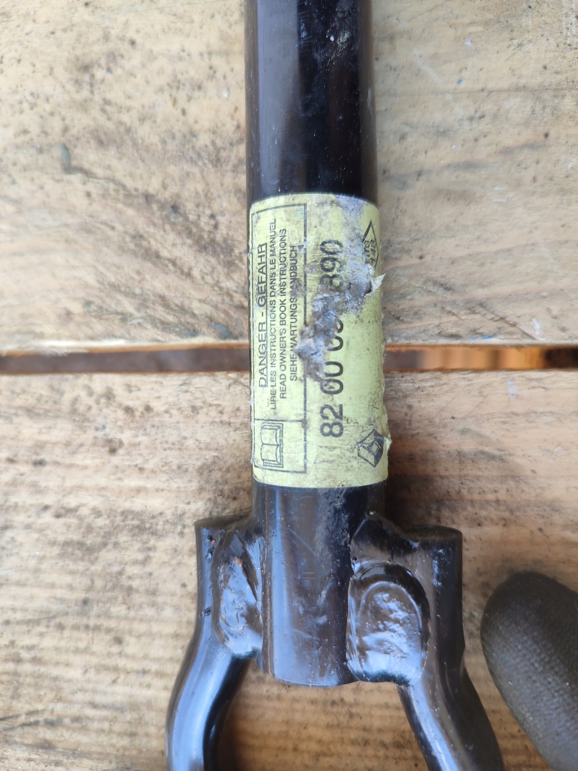 towing Ucho wkretka hook Renault