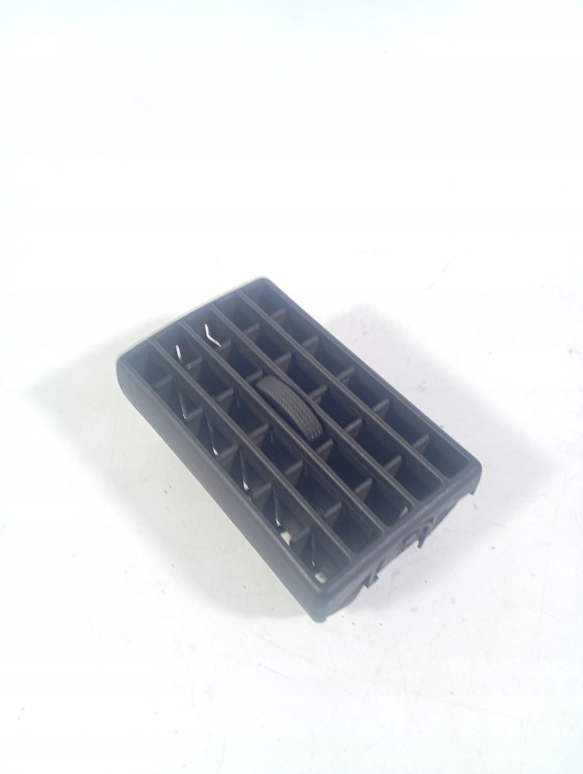 Audi A80 B4 80 91-96 grid air conditioning devices air side OE 893820921