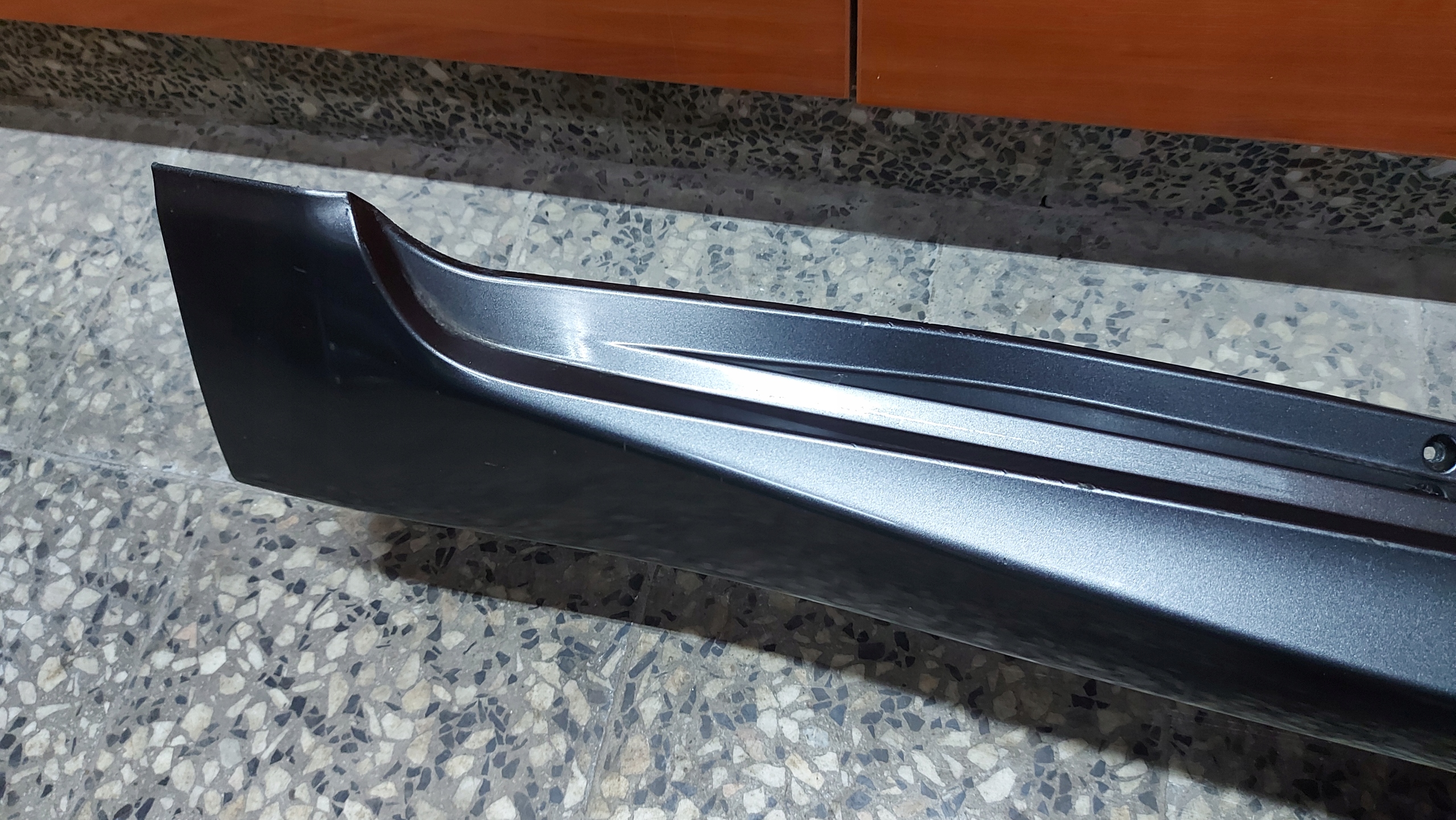 threshold moulding cap threshold right TOYOTA AVENSIS T27 15- LIFT
