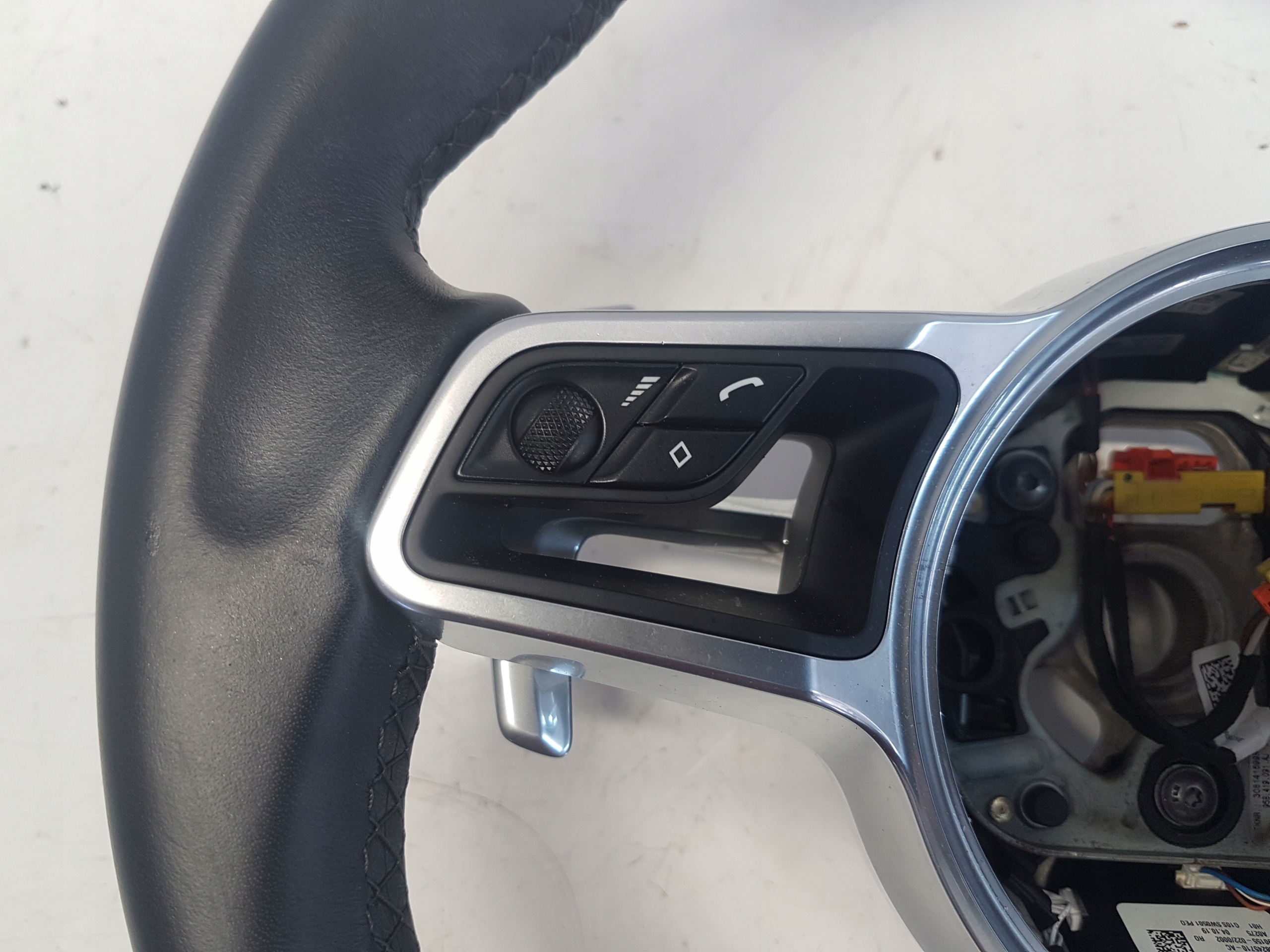 PORSCHE MACAN LIFT 95B lenkrad multimedialna