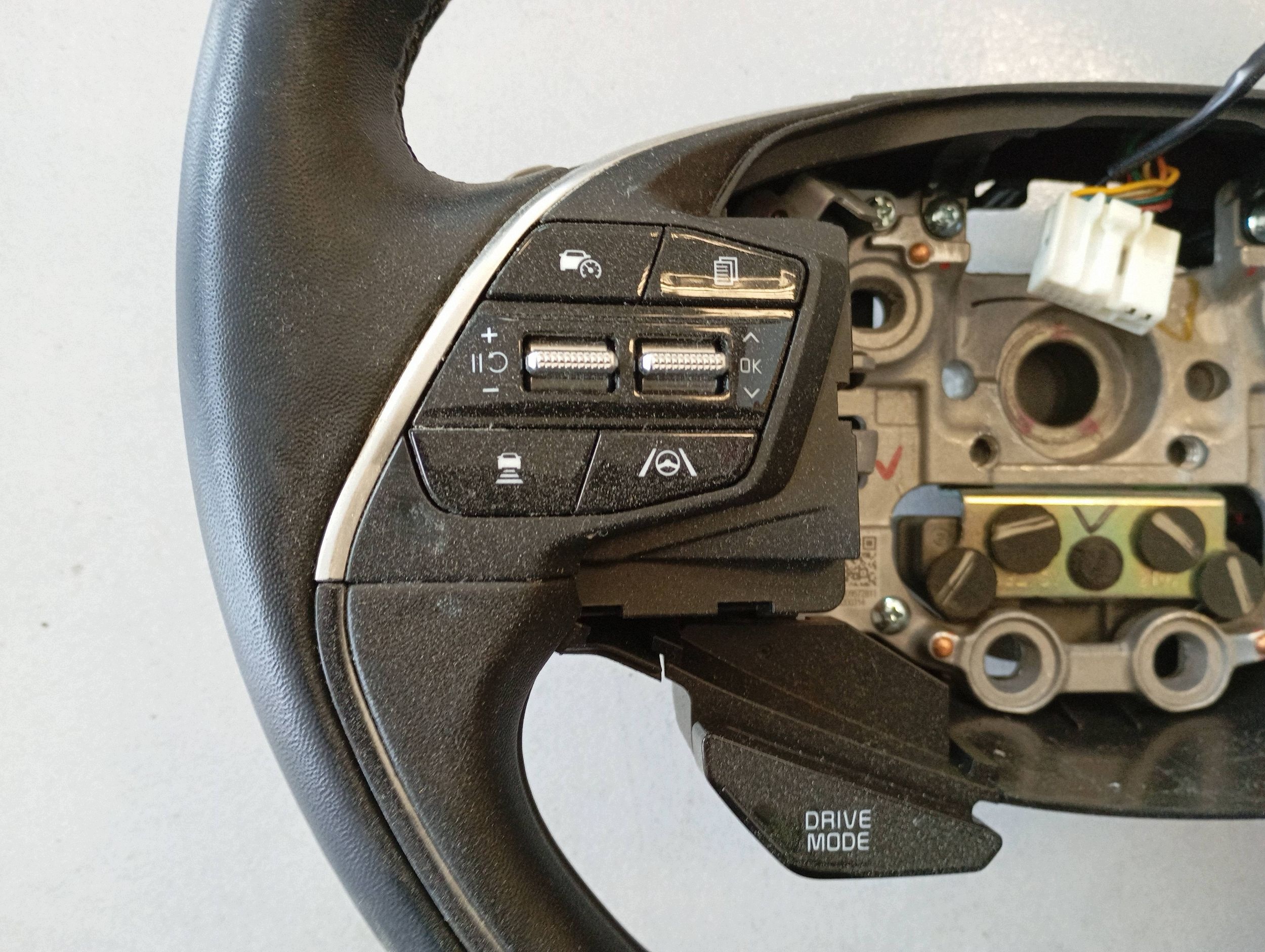 volan KIA EV6