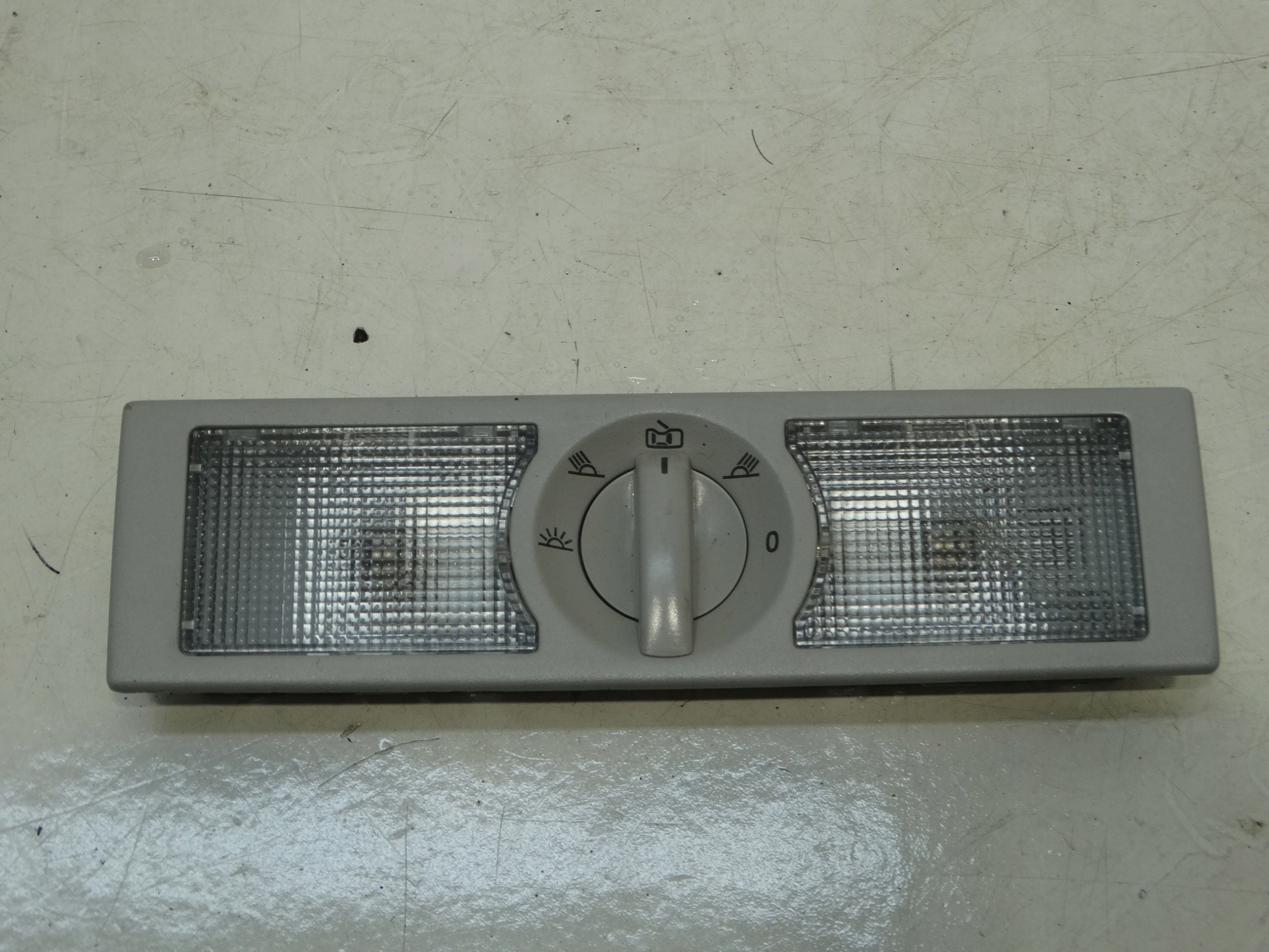 feu éclairage interne arrière VW POLO V SEAT ALTEA 6Q0947291A