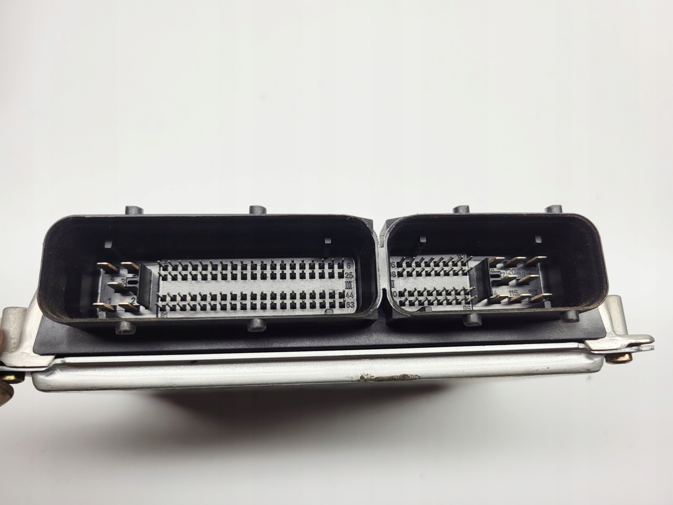 computer control unit of the engine AUDI A6 C5 2.4 V6 3B0907552P 0261206398