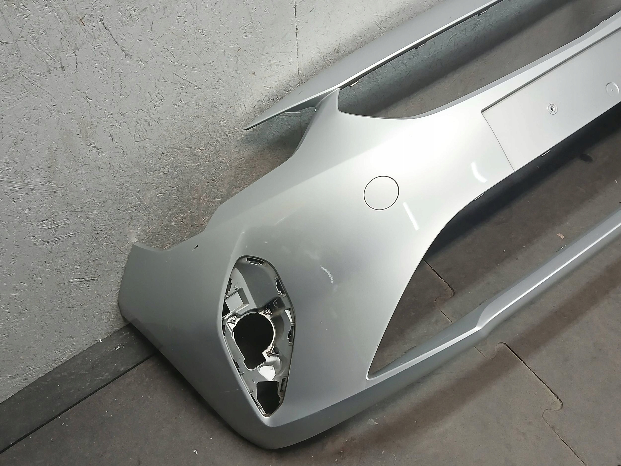 nárazník předek OPEL CORSA F