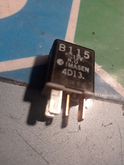 B115 DC12V przekaźnik IMASEN MAZDA 4D13.