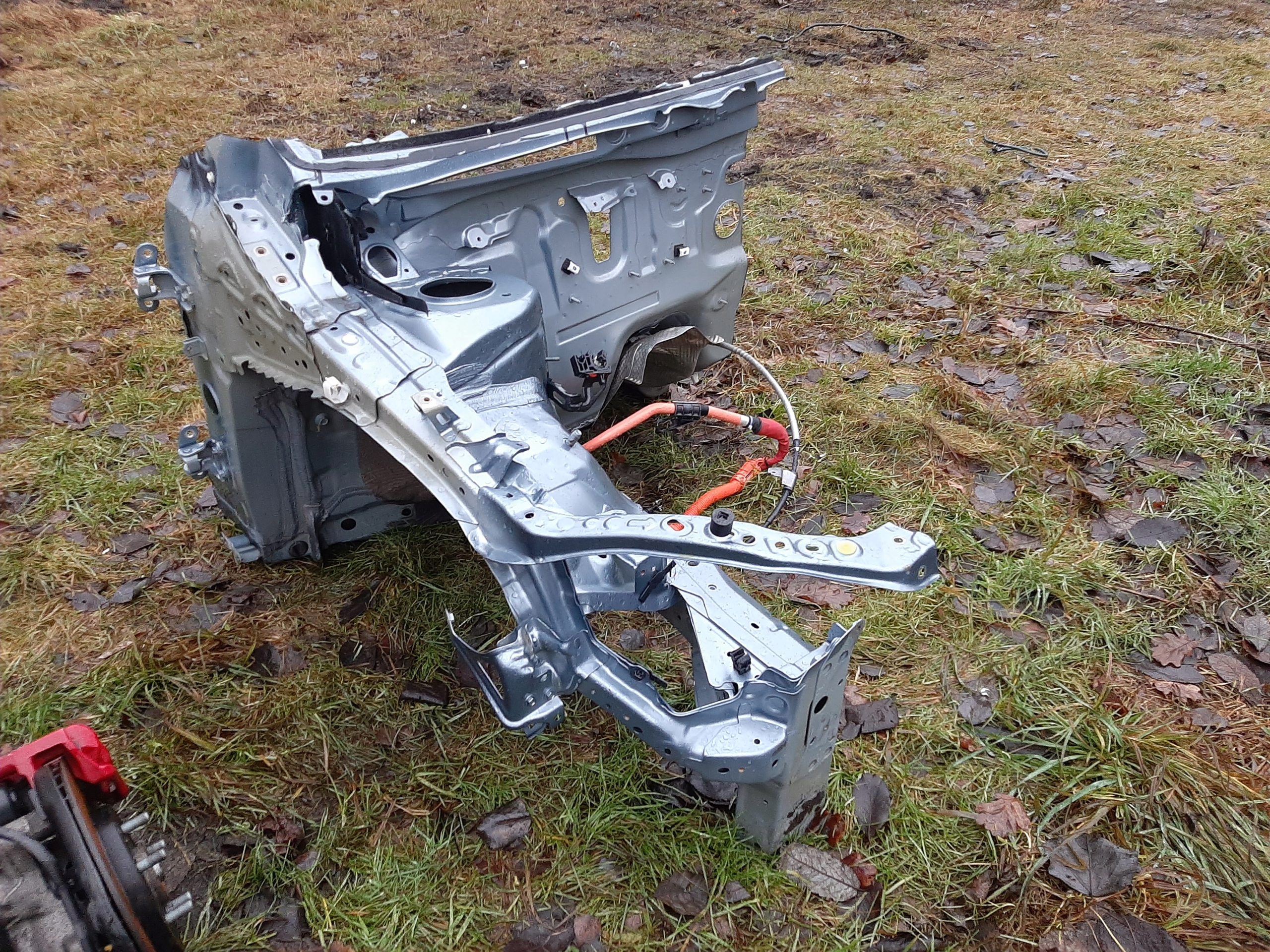 TOYOTA COROLLA ЧЕТВЕРТЬ ЛОНЖЕРОН ПРАВЫЙ 2019 > 