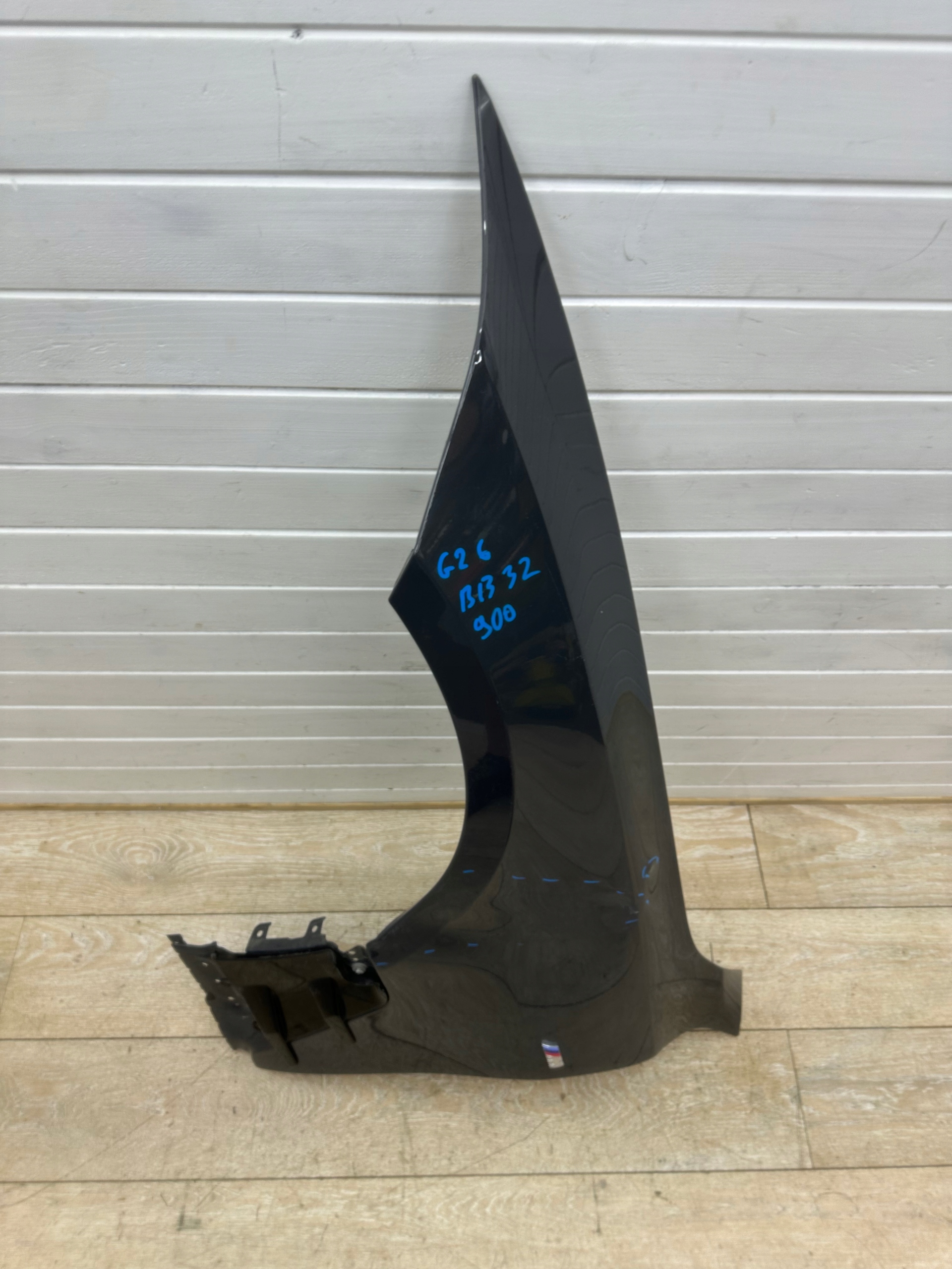 BMW I4 G26 fender left front front