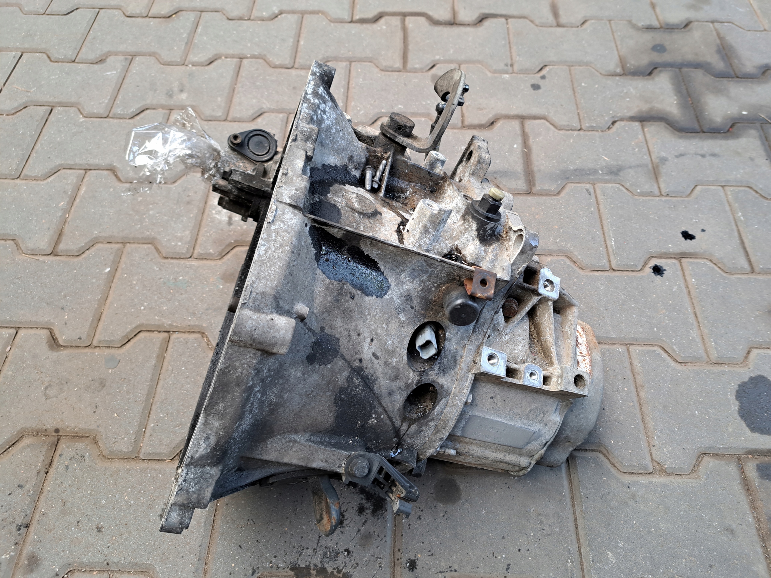 PARTNER BERLINGO II III SKRZYNIA BIEGOW 1.6 HDI 20DP47