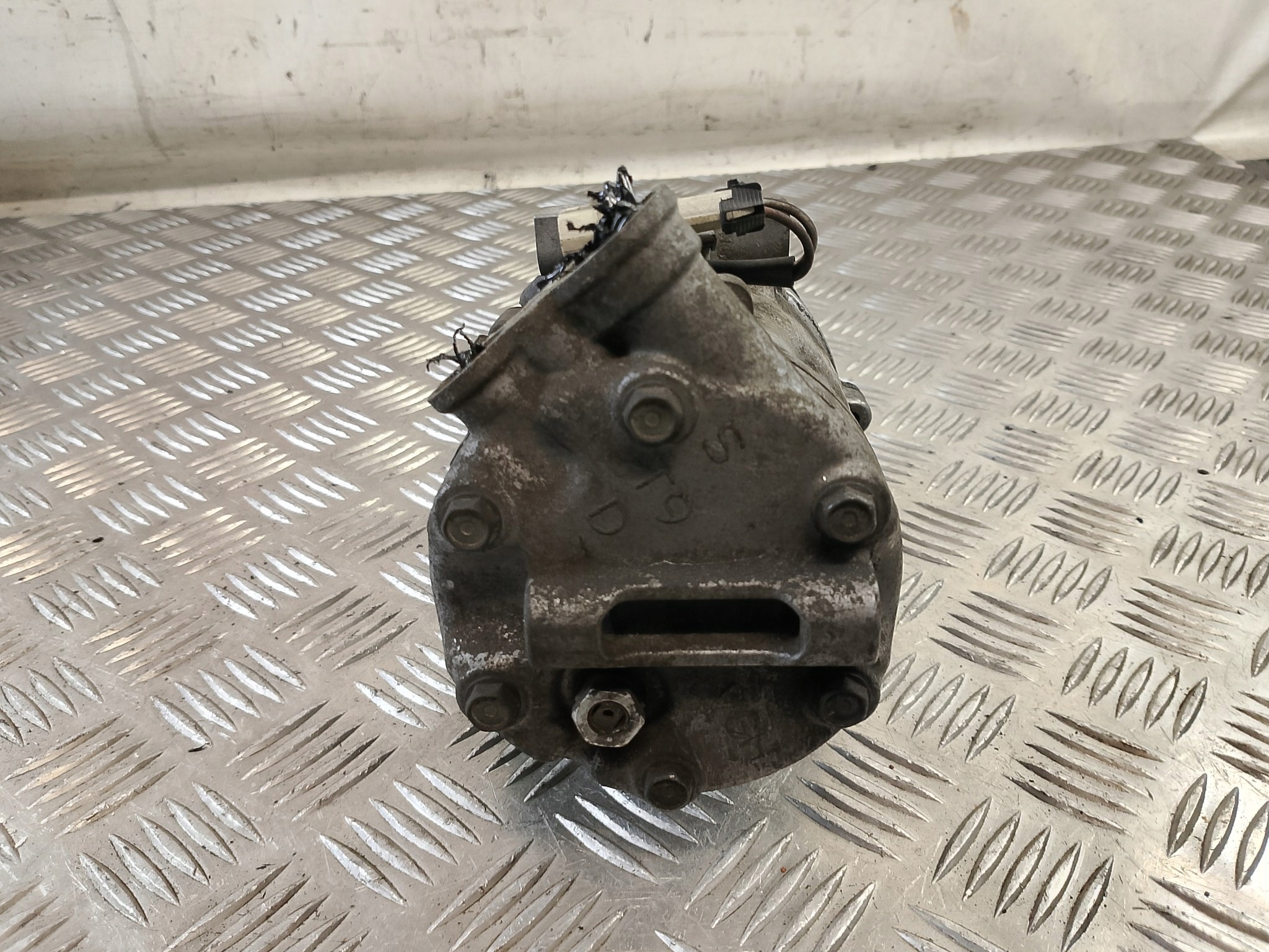 compressor compressor; of the air conditioning OPEL MERIVA A 1.7 CDTI 24421642
