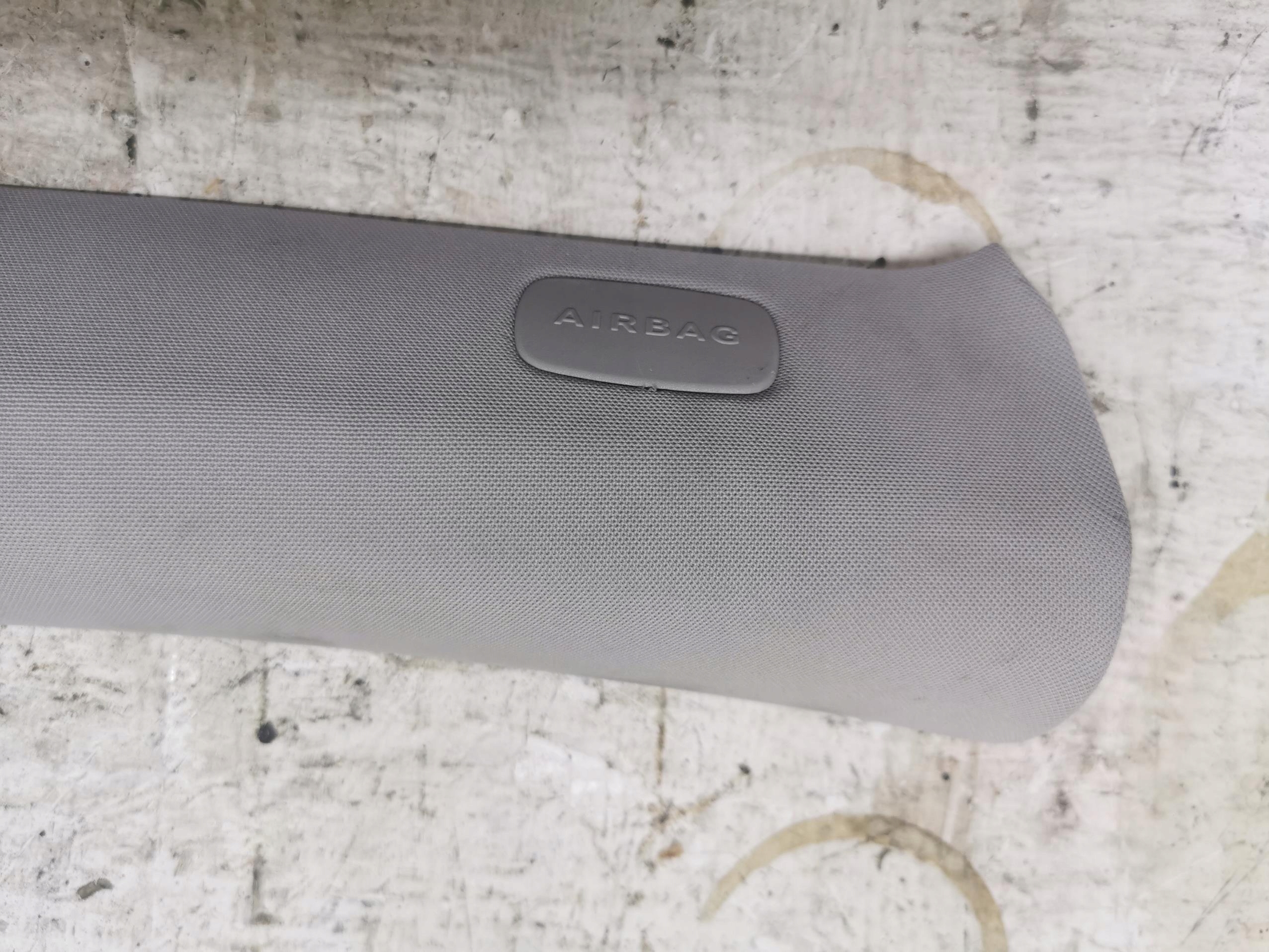 cover SLUPKA right front MERCEDES W207