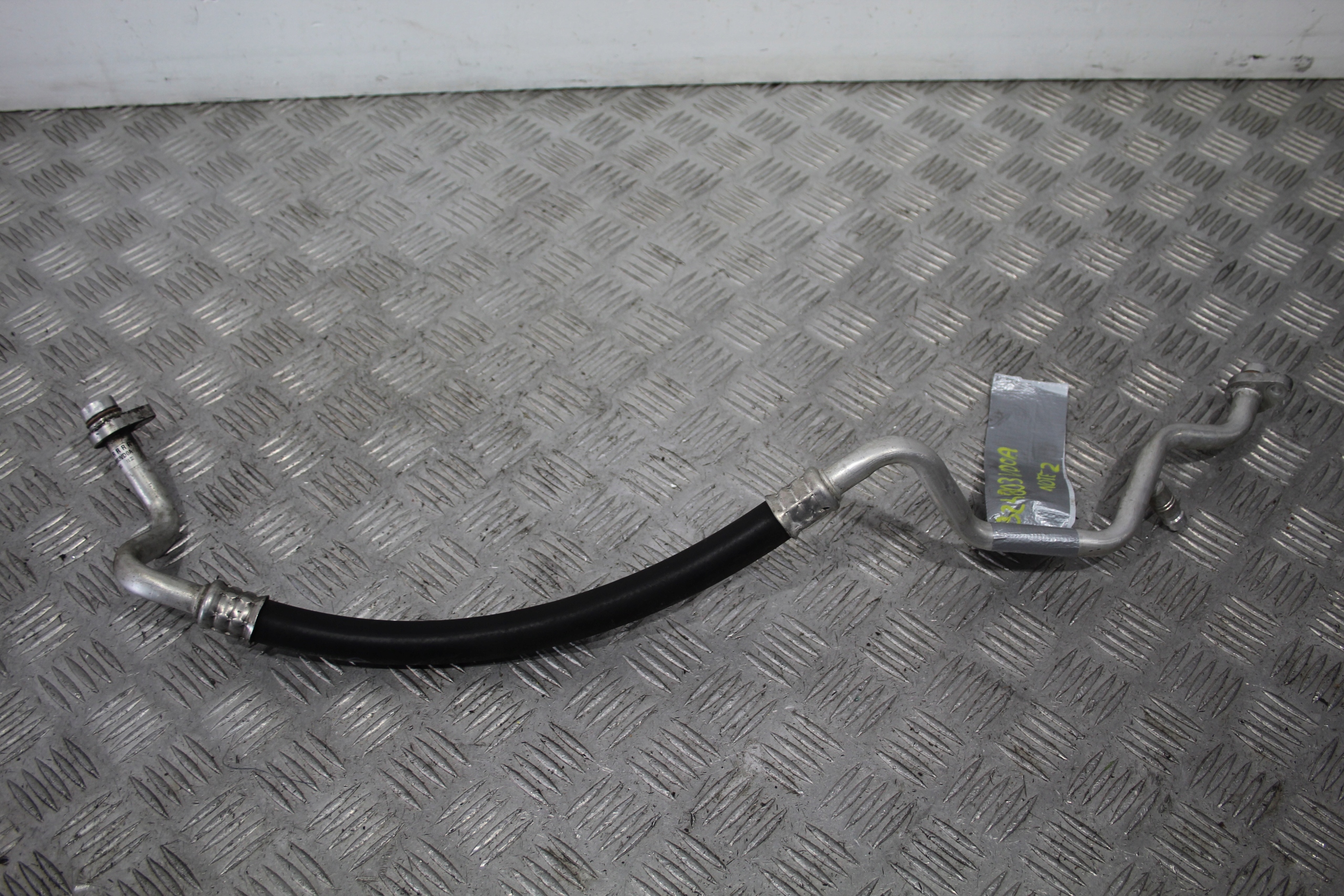 hadice vedení klimatizaci NISSAN NOTE II 2 E12 924803VD0A