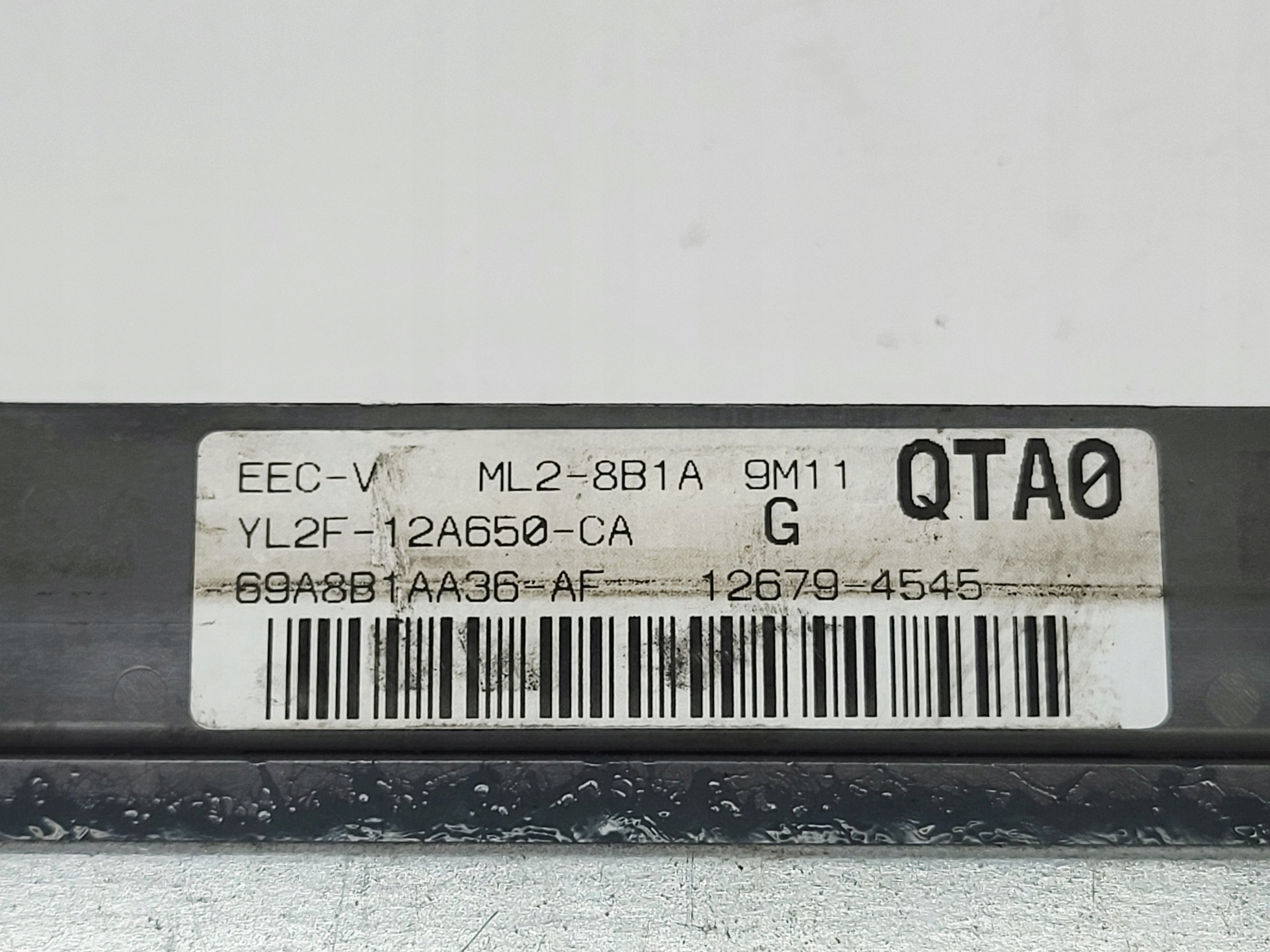 control unit of the engine Ford Explorer II 4.0 YL2F-12A650-CA 69A8B1AA36AF