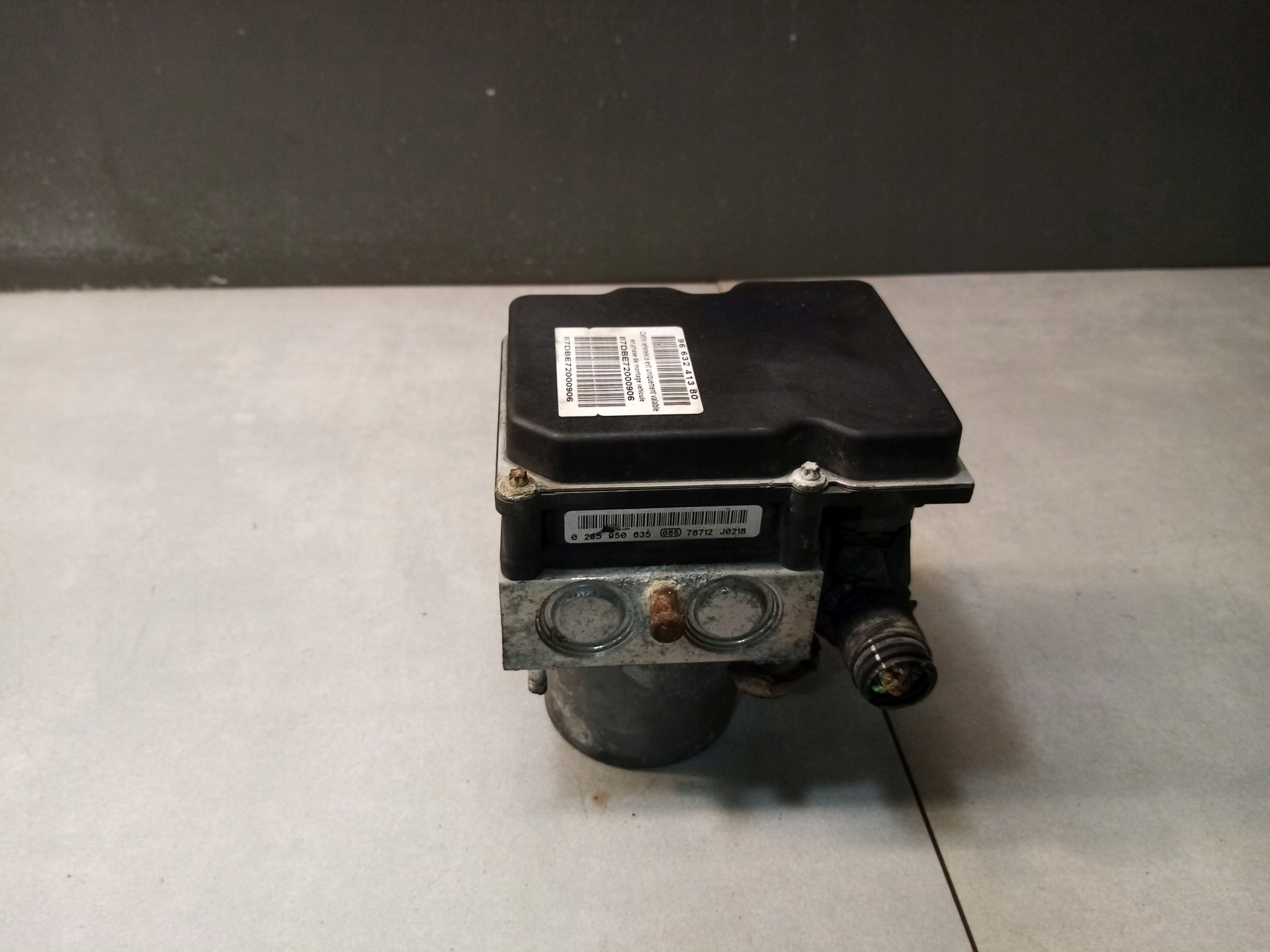 pump ABS C4 and 1.6 HDI 0265950635