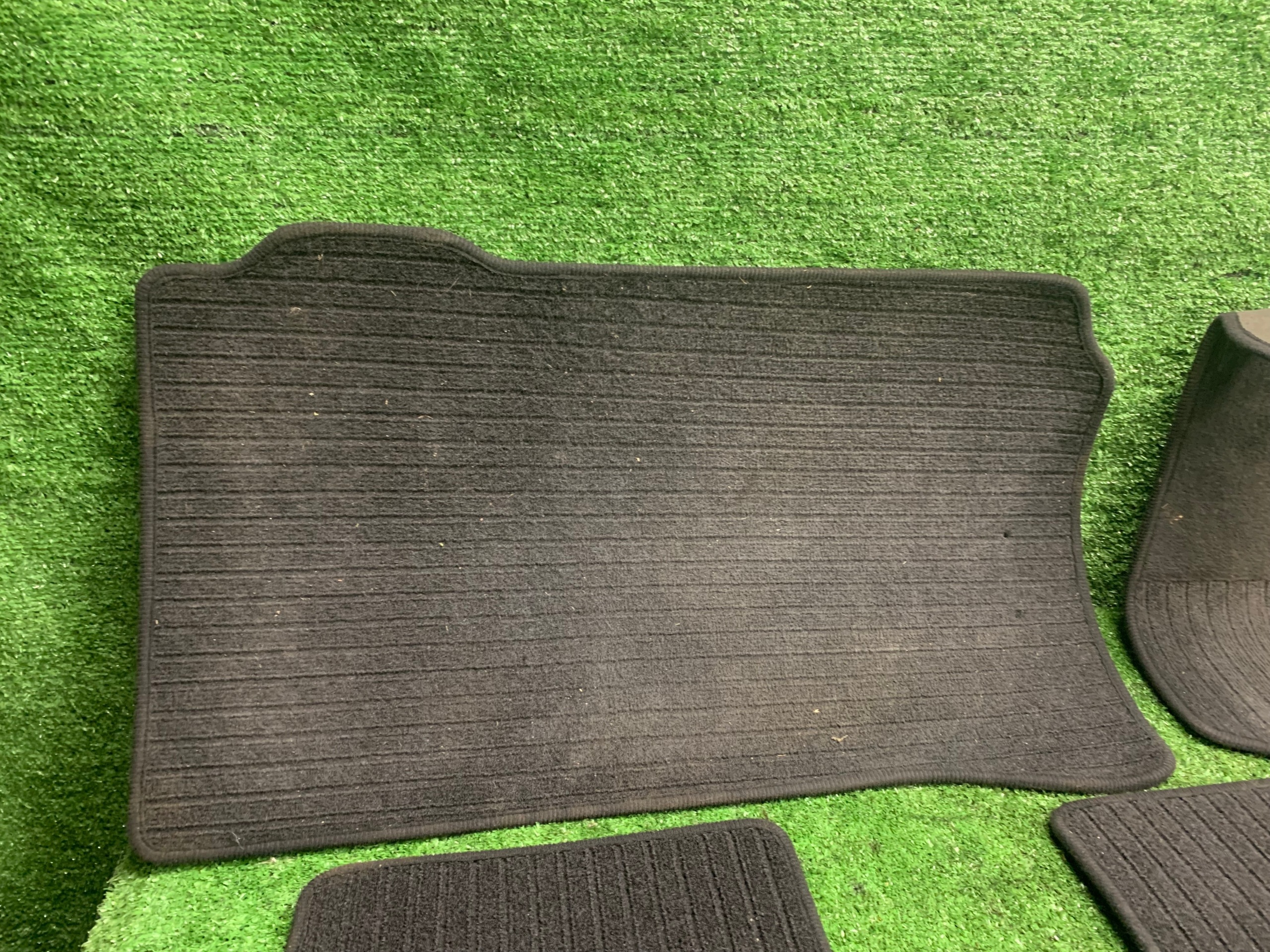 mats WELUROWE KOMPLET MERCEDES W204