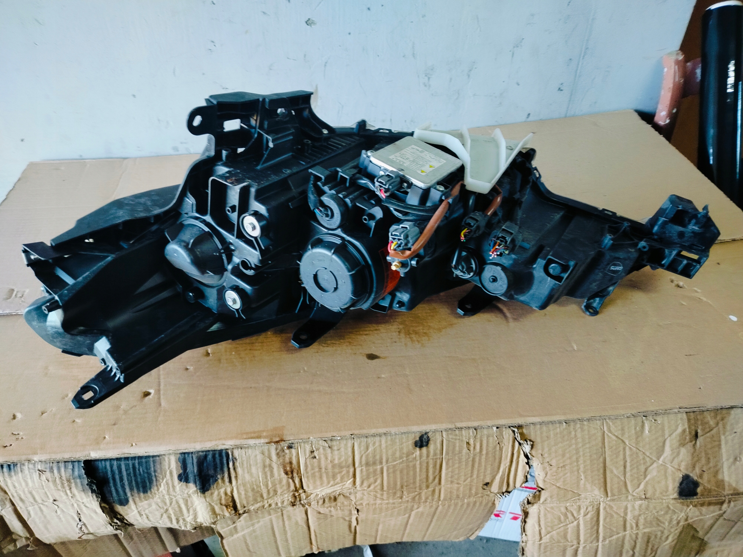 light right front XENON PEUGEOT 4007 EUROPA OE