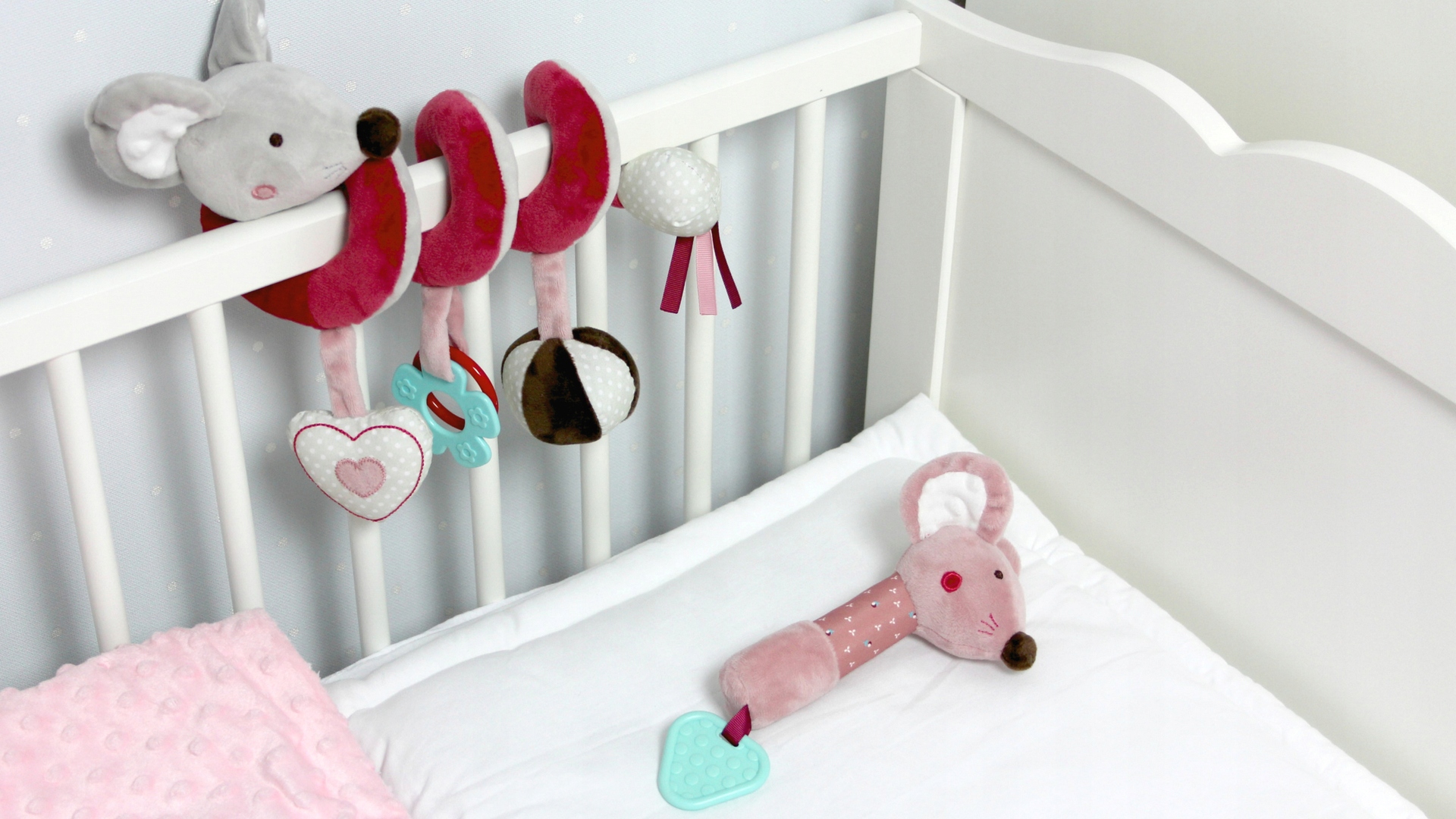 SPIRALA DO WÓZKA ZAWIESZKA DO ŁÓŻECZKA GRZECHOTKA Wiek dziecka 0 +