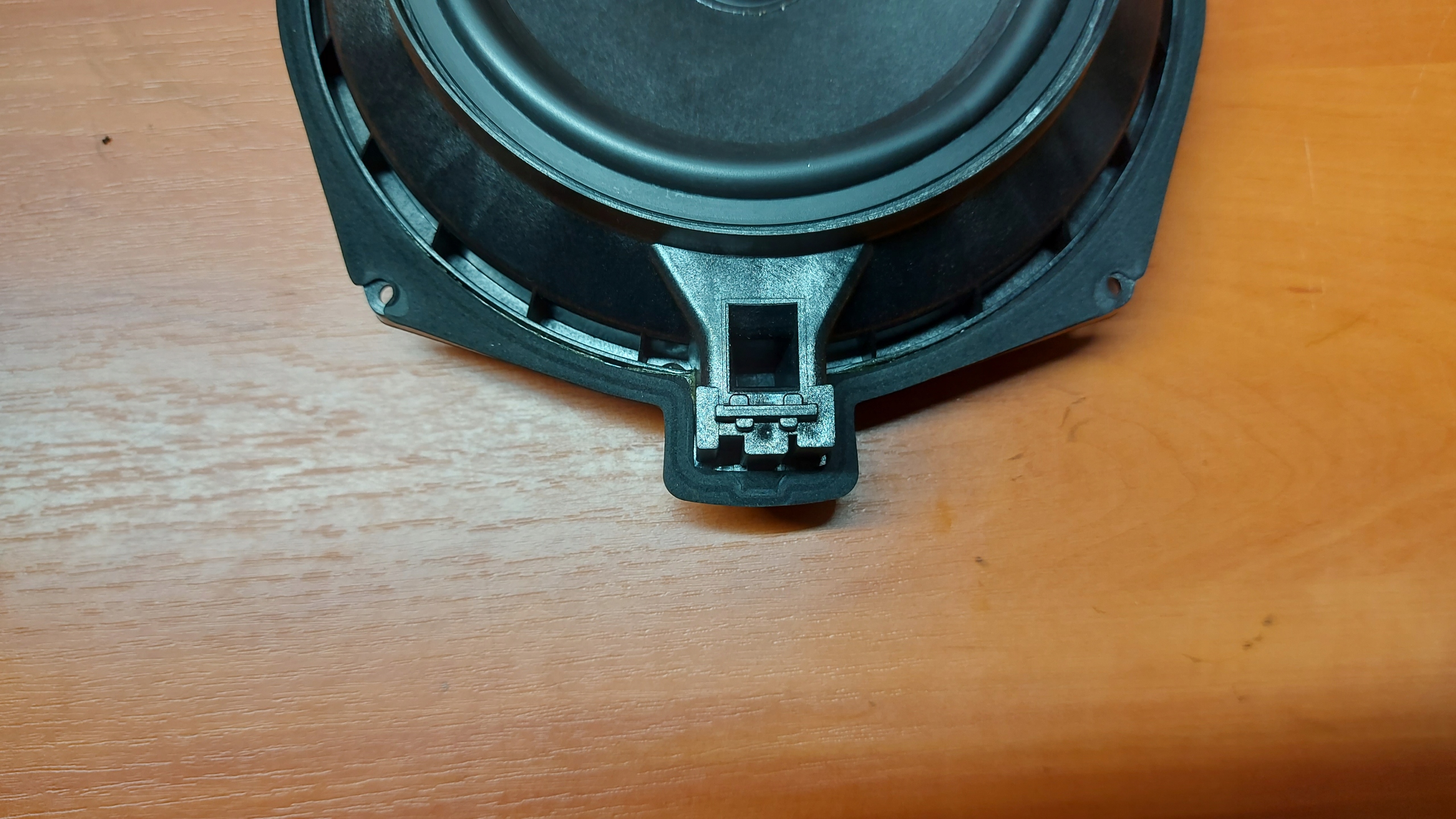 Lautsprecher vorne vorne BMW 5 E60 E61 04