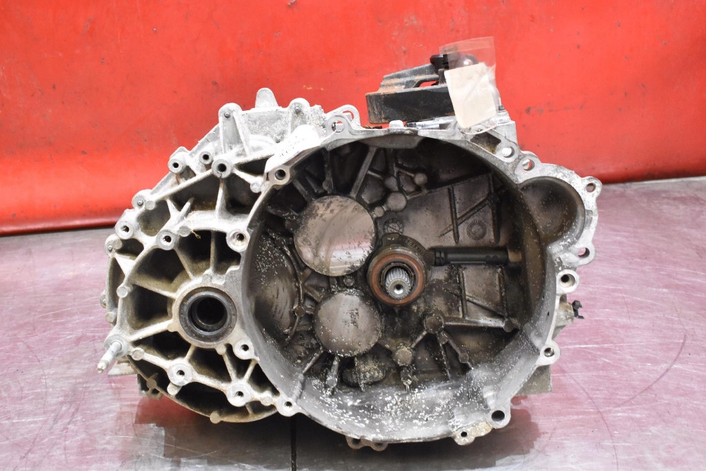 Getriebe 31280651 D66R-7002-BA VOLVO V40 2 II 2.0 D3 150 KM 12-16