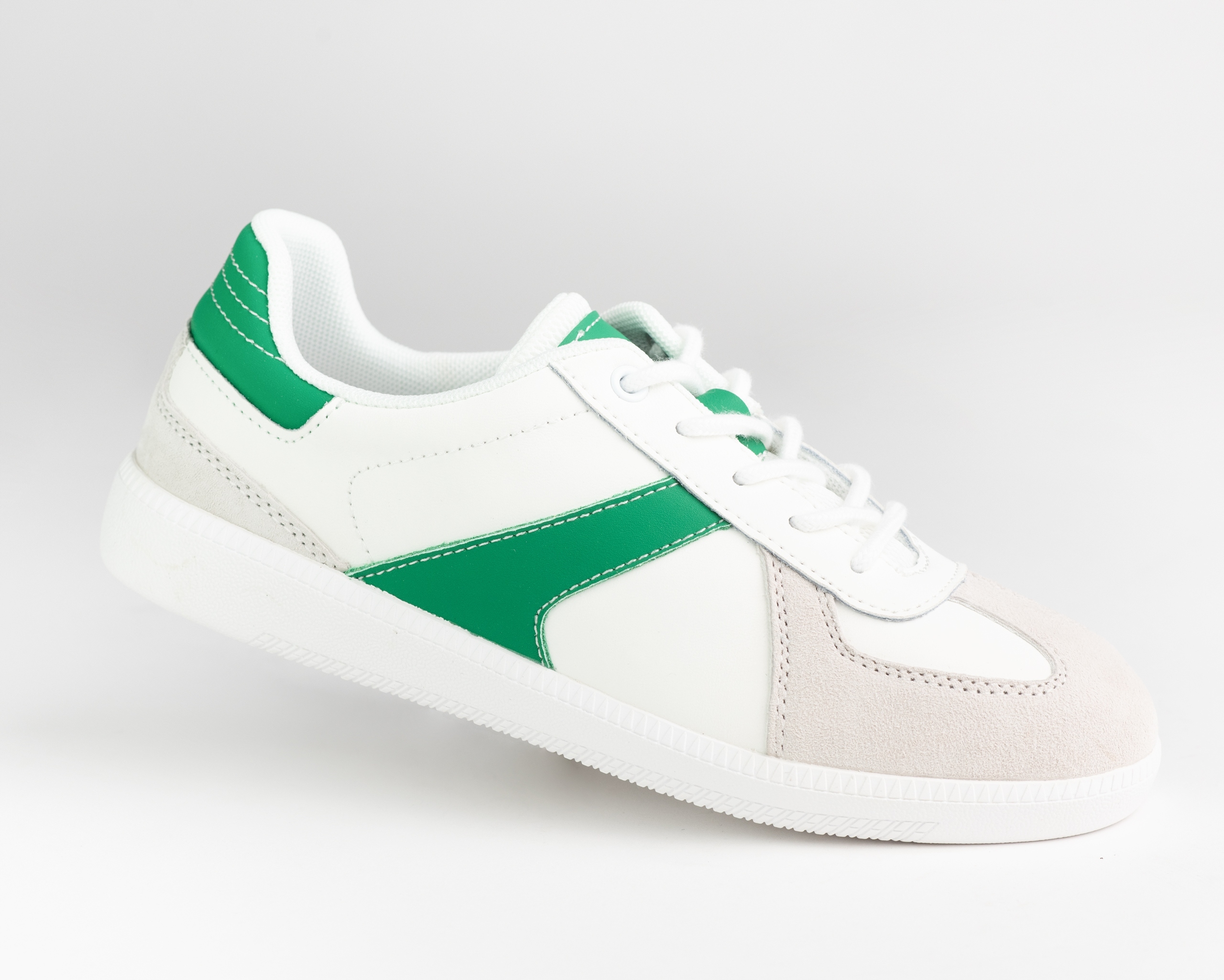 Geniální sportovní obuv Goodin GD-XF-148 z přírodní kůže bílo-zelená 37