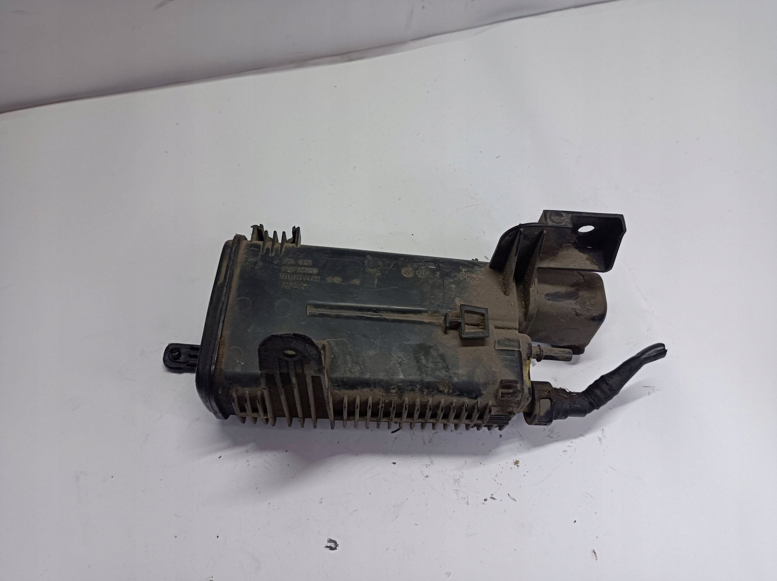 karbonski filter par goriva Citroen Berlingo PSA 9687482680