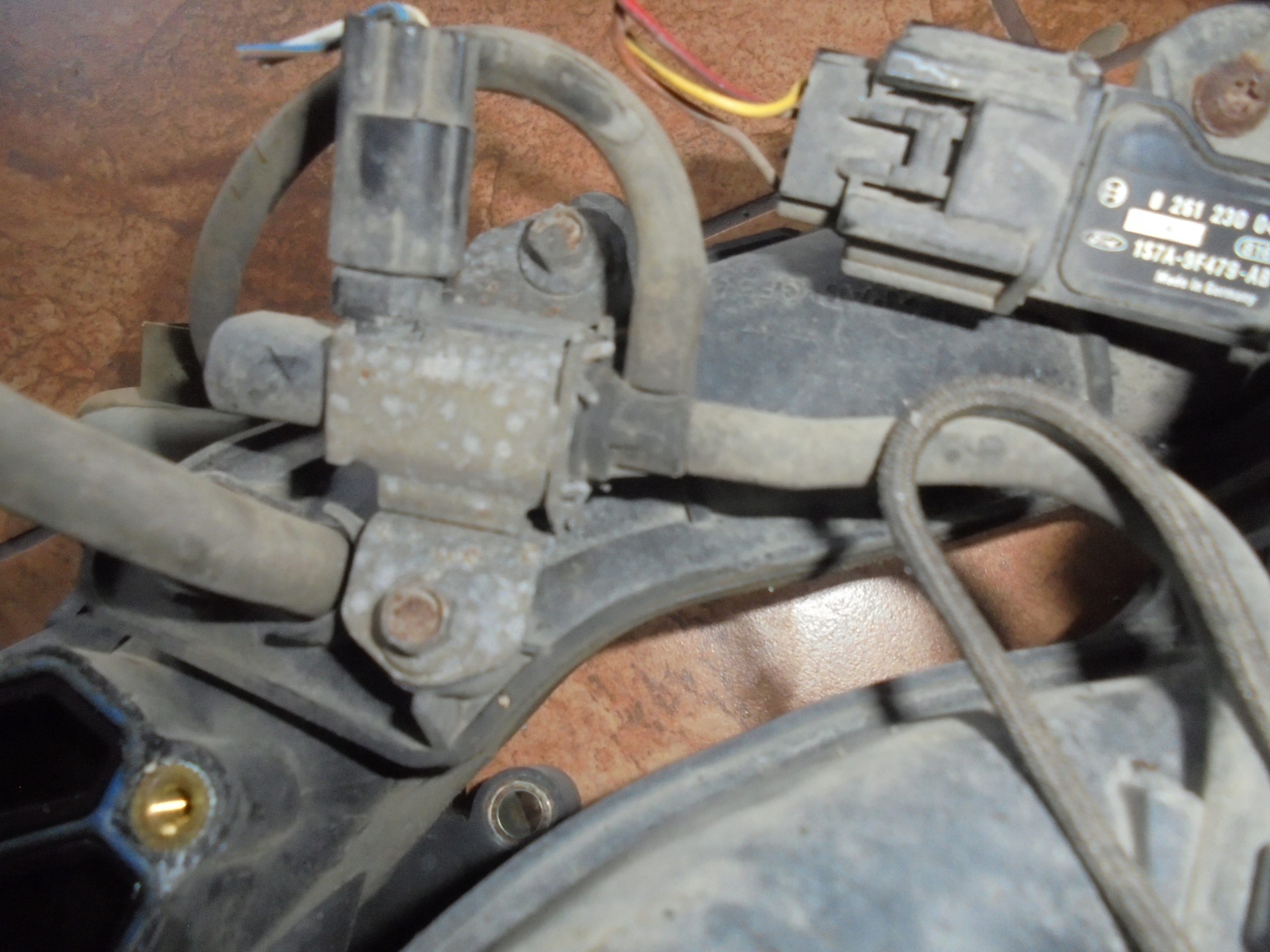 клапан давления mazda 6 03' 2.0b седан