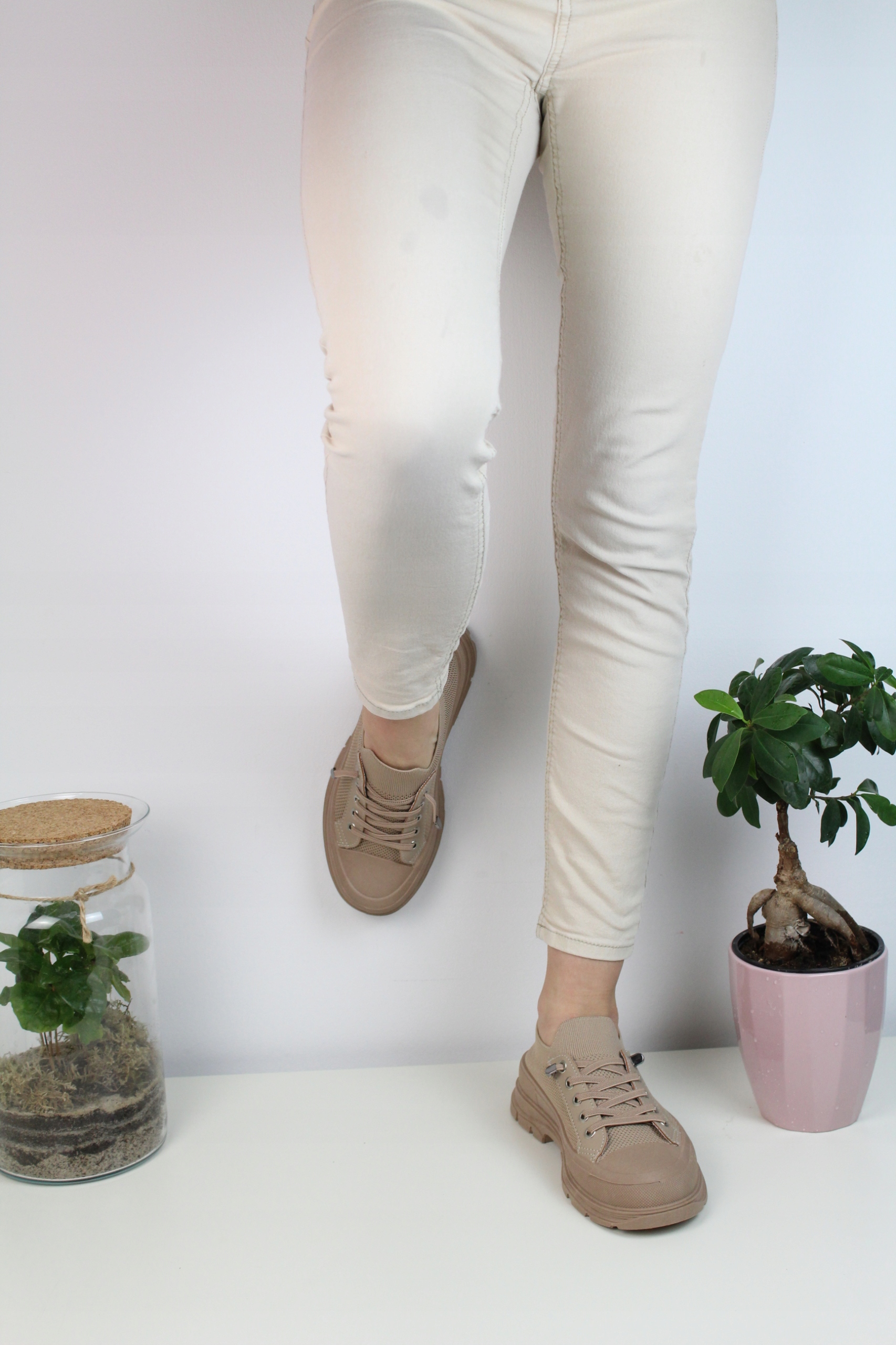 SPORTOWE BUTY DAMSKIE NA PLATFORMIE KHAKI 39 Kolekcja Całoroczna