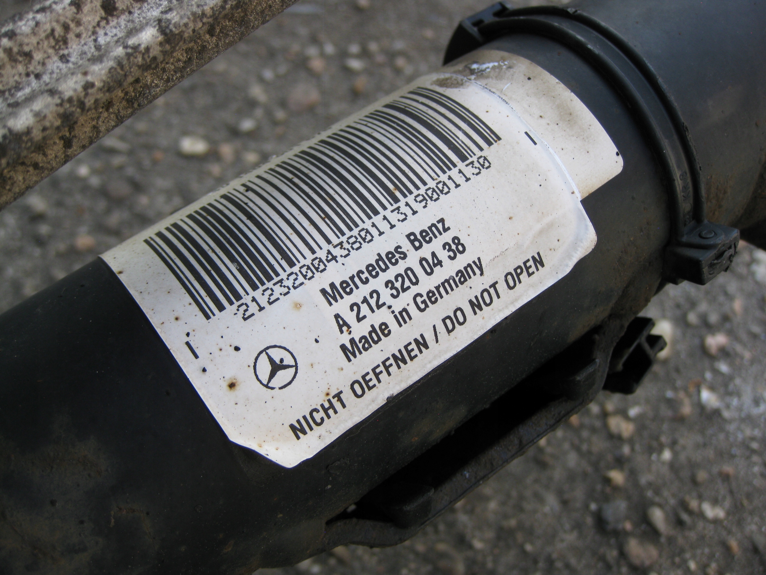 MERCEDES W212 LIFT E KLASA 13R shock absorber left right front A2123200438