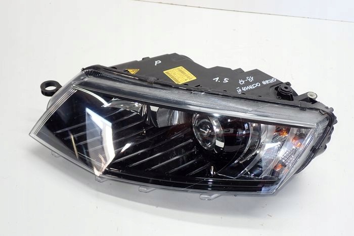 SKODA OCTAVIA III BI-XENON 13-17 reflektor left light left
