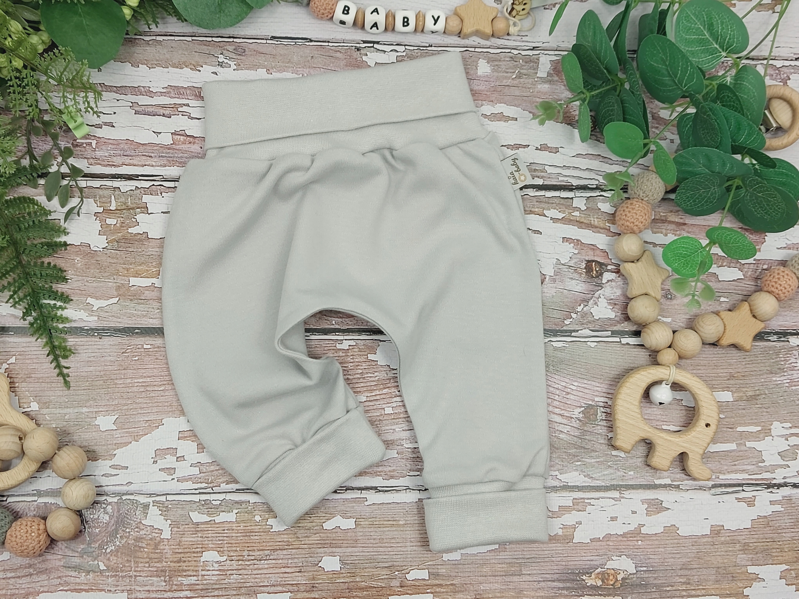 PÓŁŚPIOCHY BEZ STÓP SPODNIE BAGGY 68 POPIELATY /30a/ Marka kaia-baby