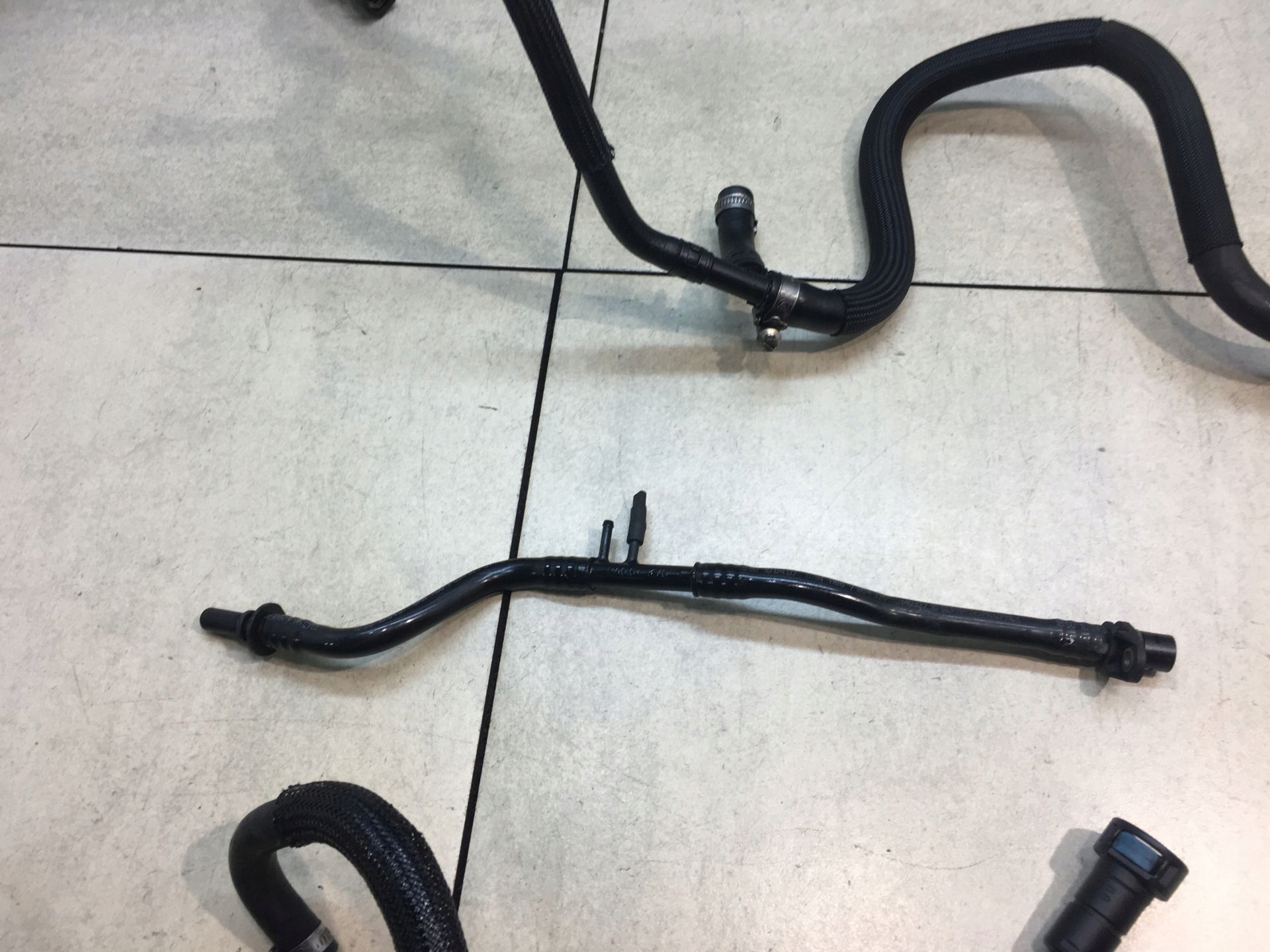fuel line BWM 1 E87 118 D 780066902