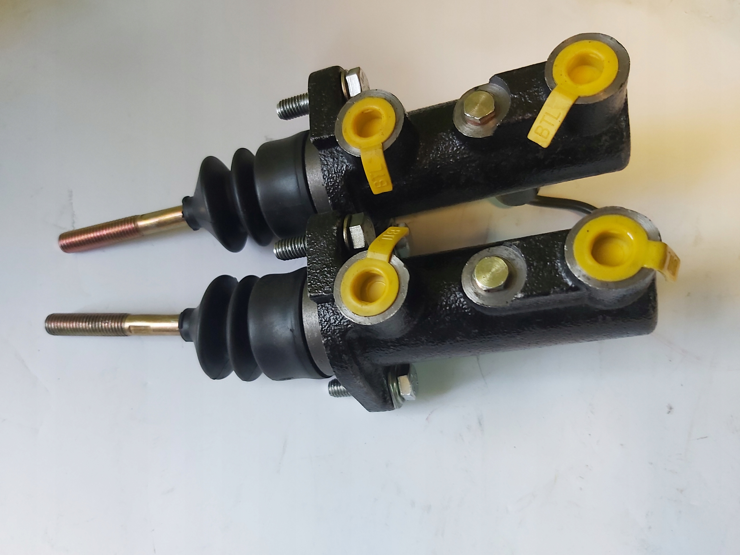 2061769 - CAT 428E НАСОС ГЛАВНЫЙ ТОРМОЗНОЙ ЦИЛИНДР КОМПЛЕКТ LUBLIN