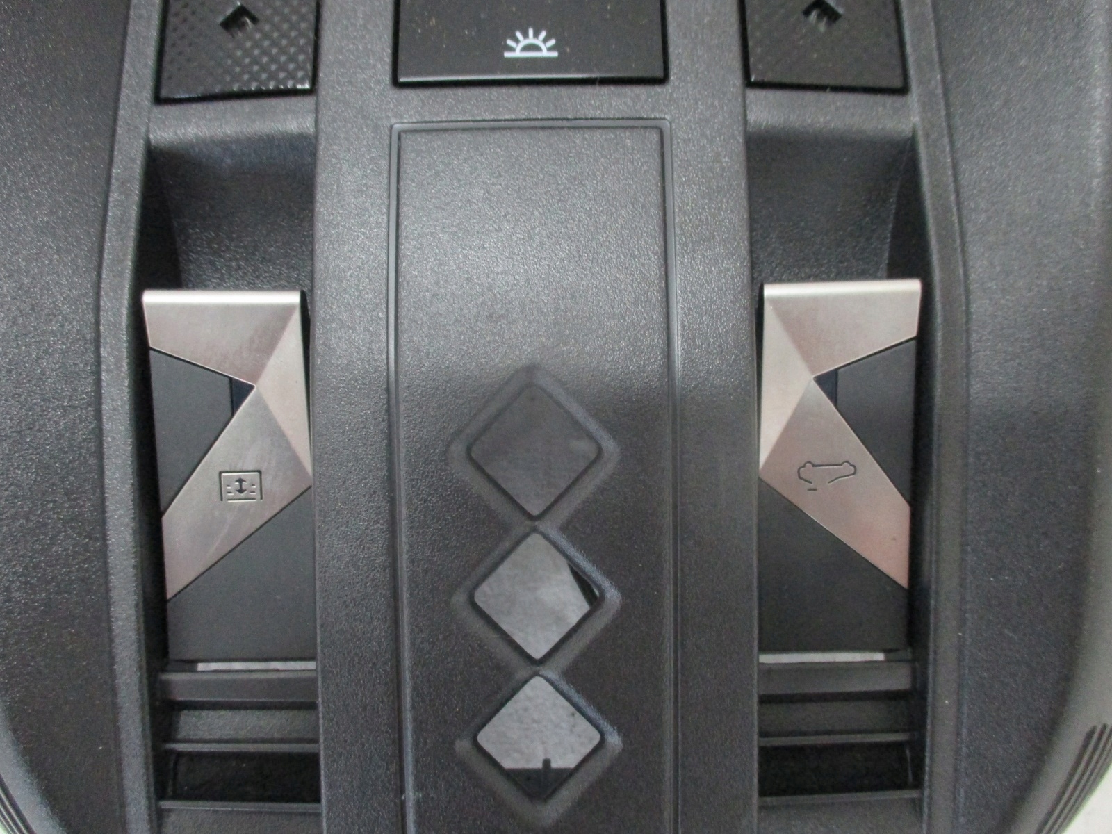 FANALE CIELO INTERNO CITROEN DS7 9818744780