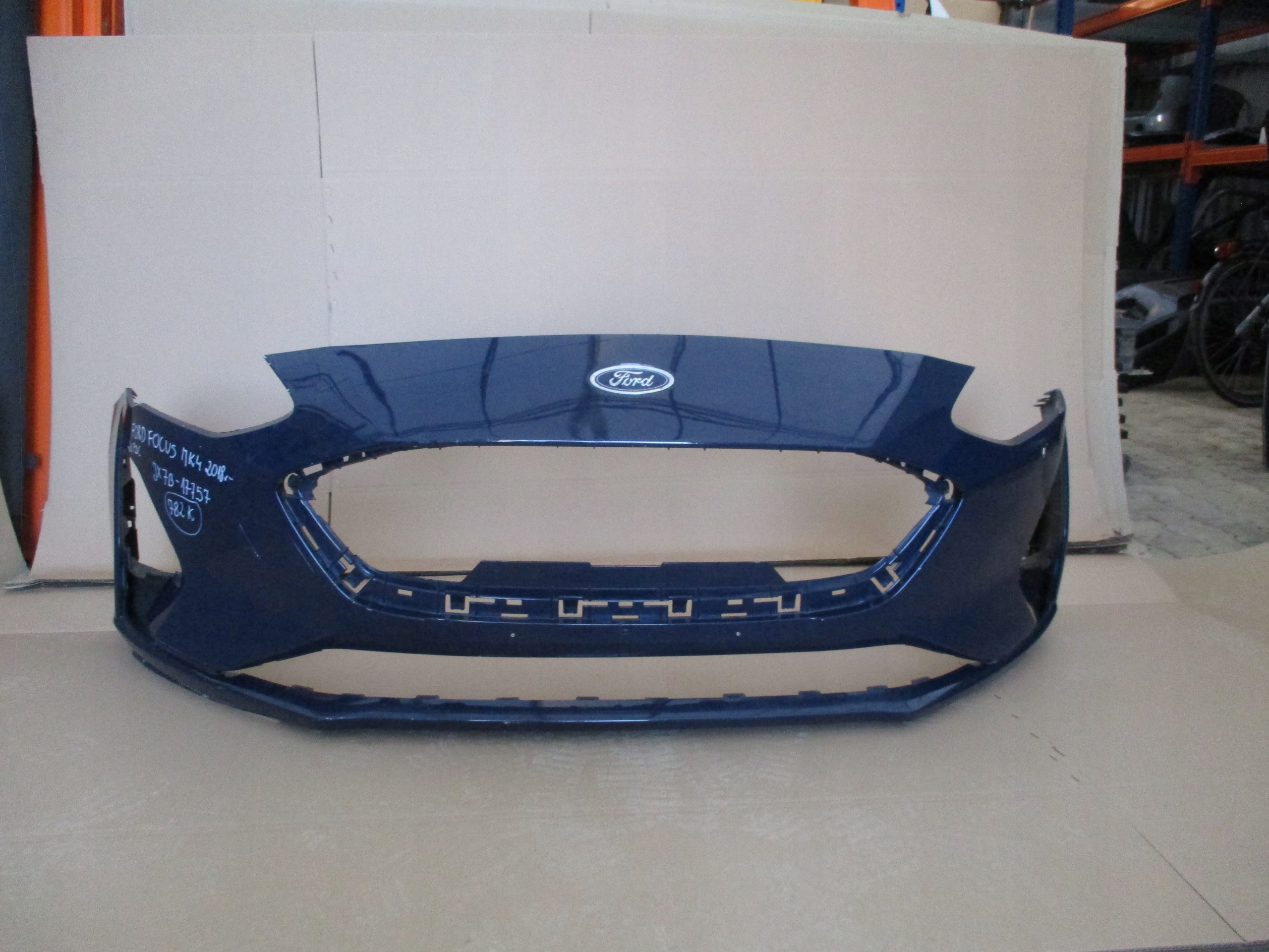 bumper front front Ford Focus MK4 2018r- 2xPDC JX7B-17757