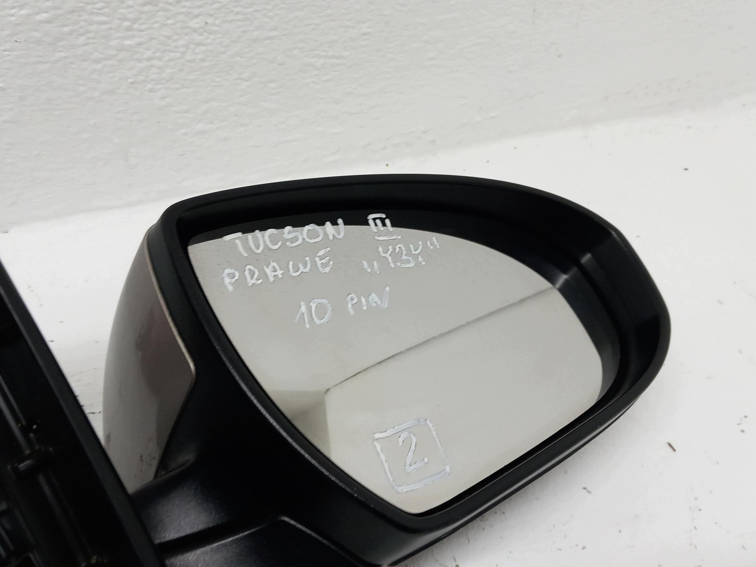 mirror right HYUNDAI TUCSON III 10PIN code LAKIERU Y3Y