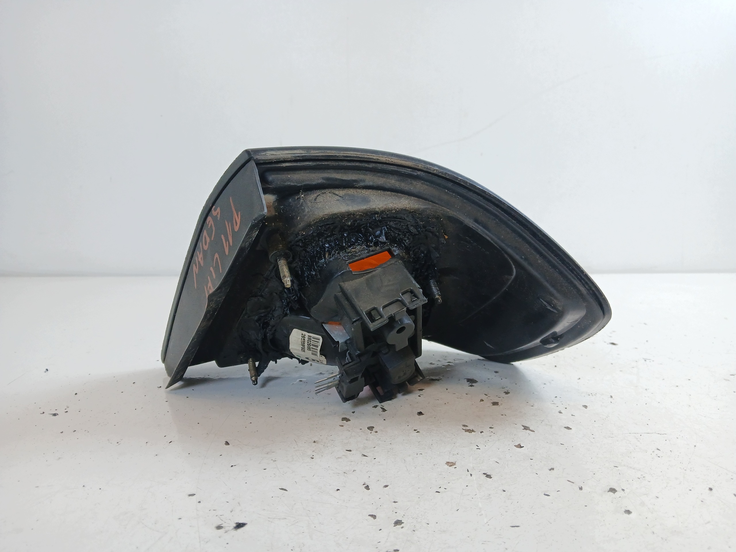 NISSAN PRIMERA P11 LIFT light left rear part