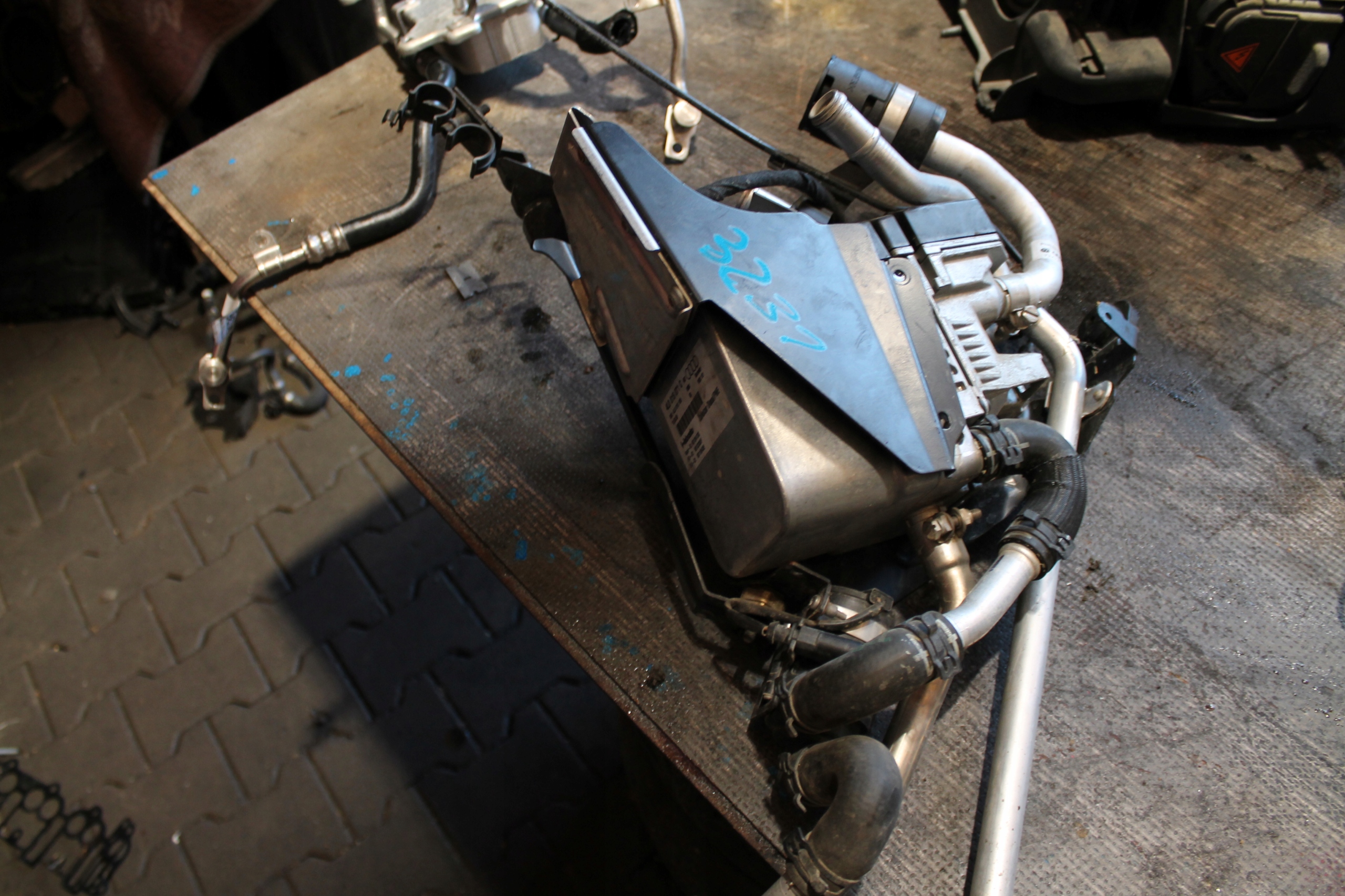 3231. WEBASTO AUDI Q7 4L0815071C