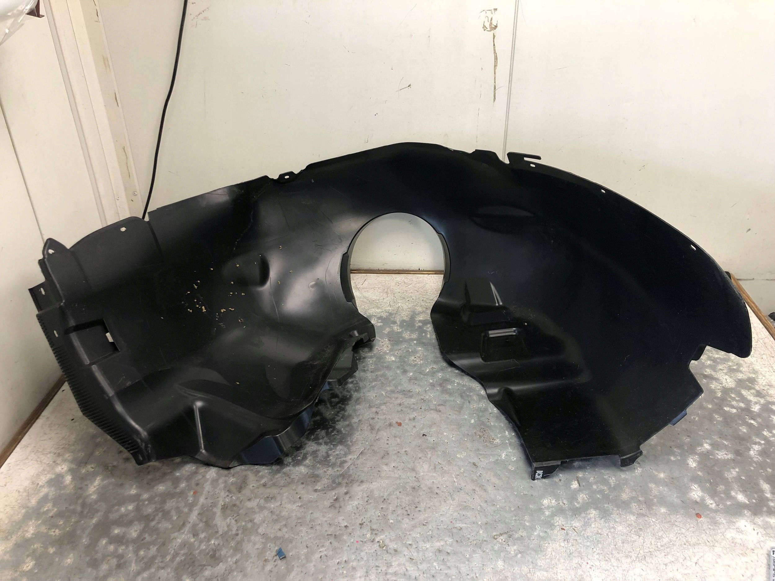 mudguard right front VW T7 7T0809958G