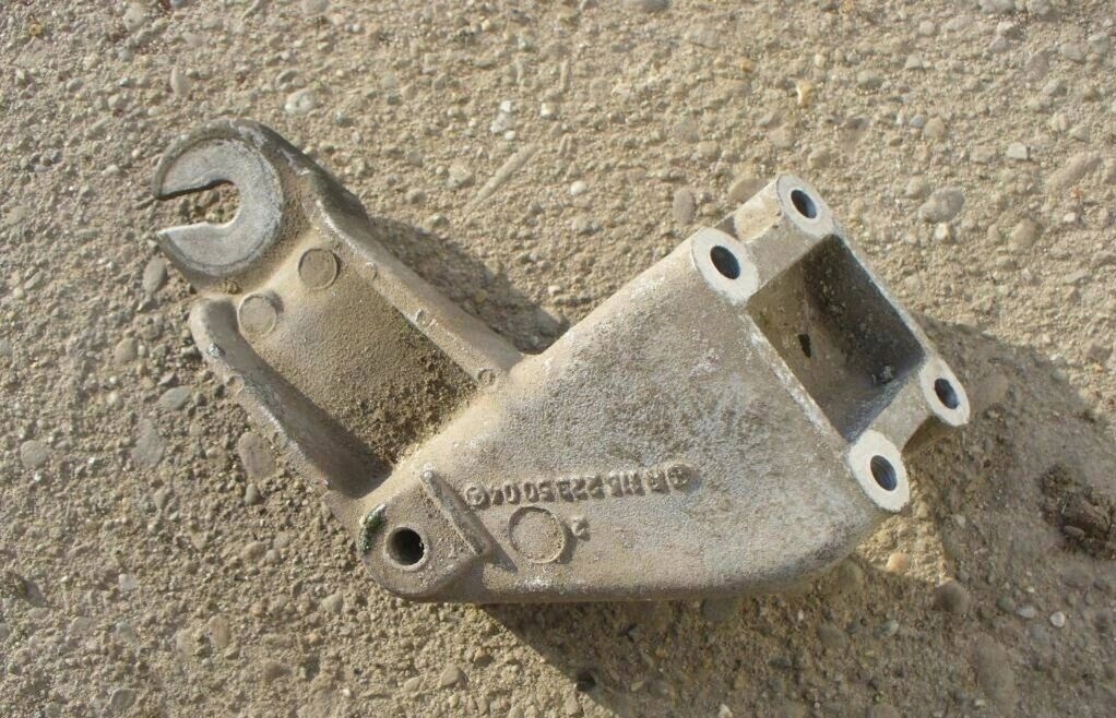 engine mount MERCEDES W107 W116 V8 1162235004