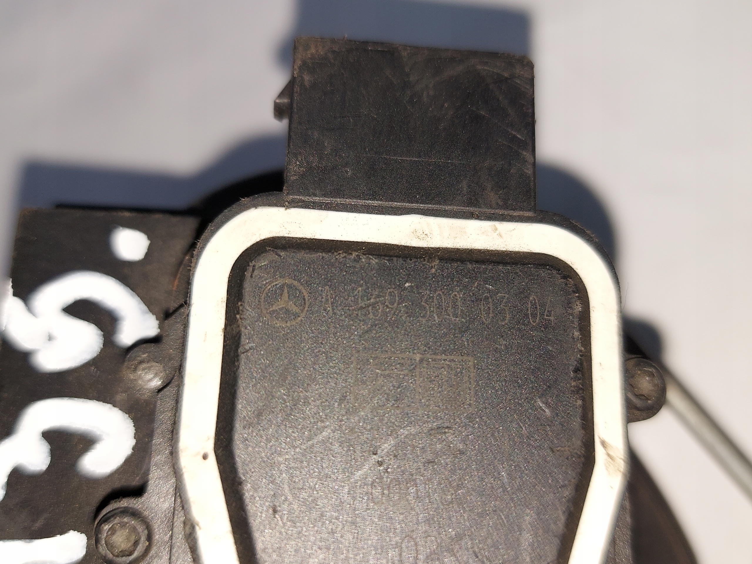 accelerator pedal MERCEDES W169 A1693000304