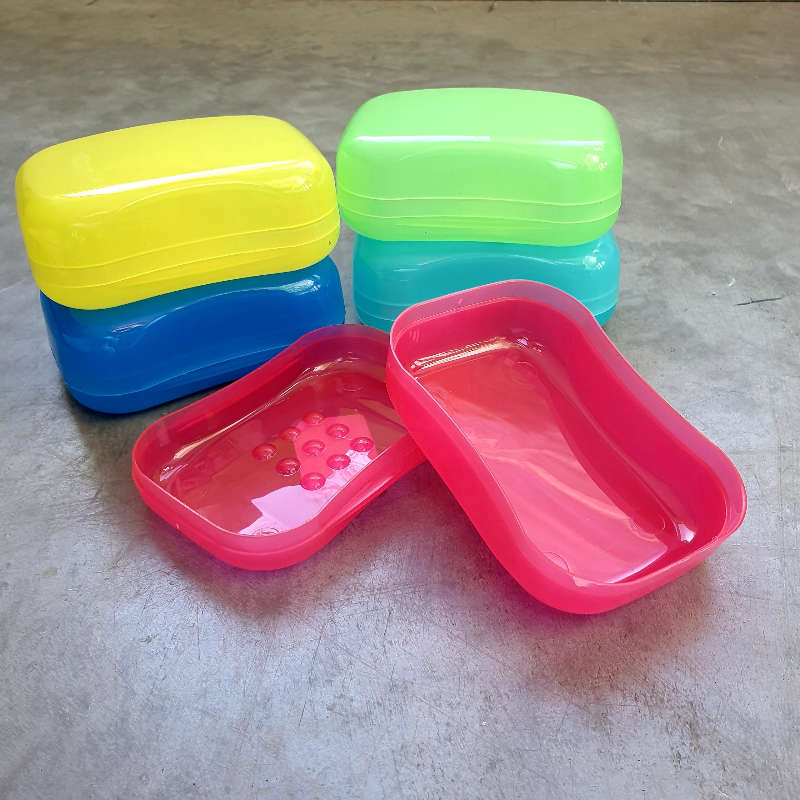 DENI CARTE MYDELNICZKA PODRÓŻNA PLASTIKOWA ZAMYKANA EAN (GTIN) 5900238451160