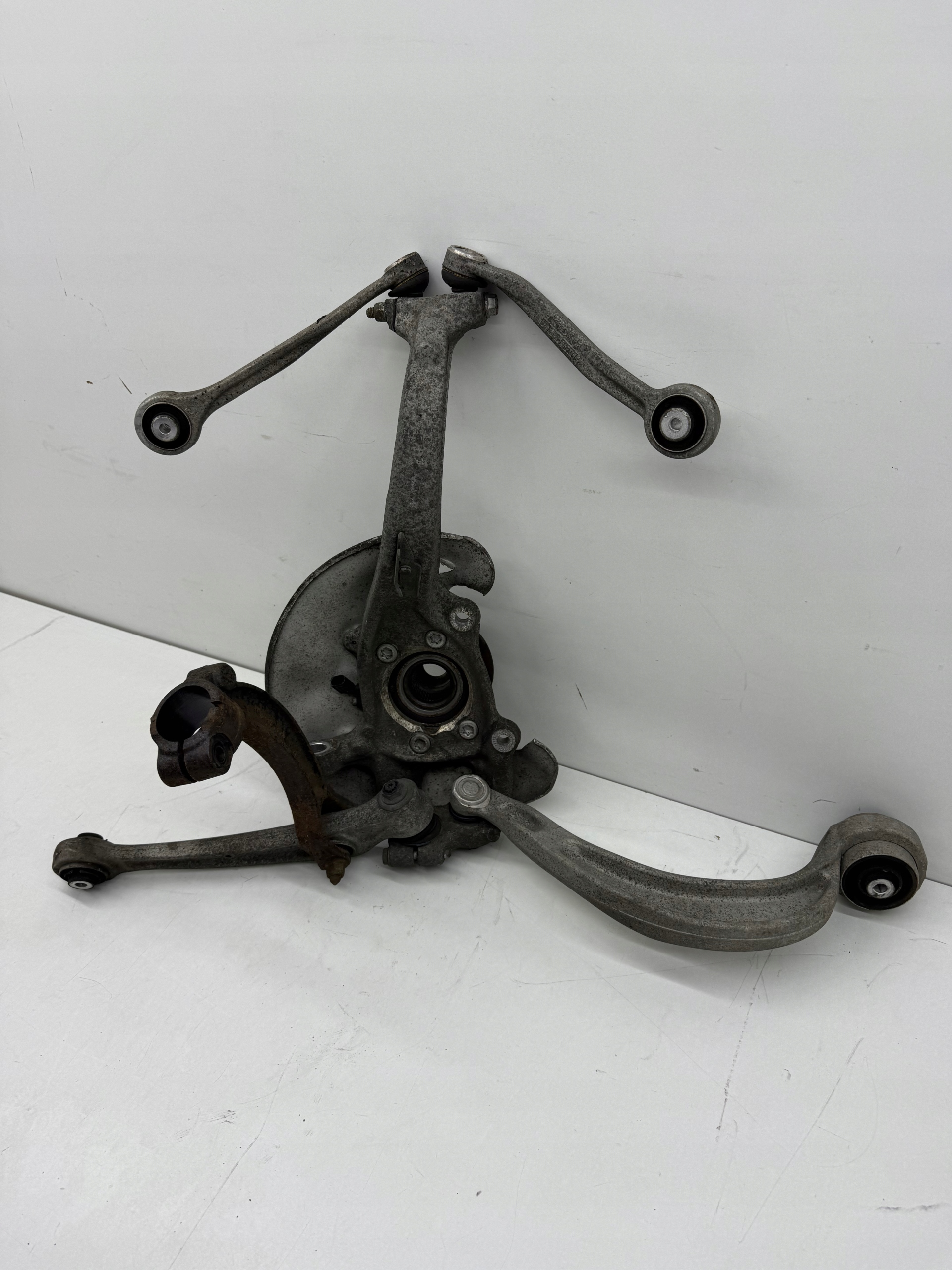 AUDI A6 A7 C7 swing right front arm of the arm complete