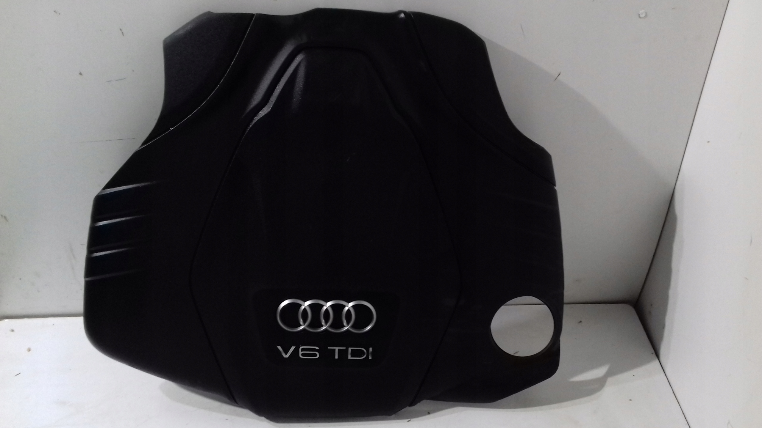 AUDI A6 C7 кришка двигуна капот 059103325cf