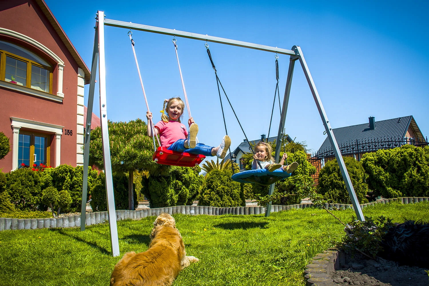 ZESTAW STELAŻ POD HUŚTAWKĘ OGRODOWĄ BOCIANIE GNIAZDO DESKA BUJAK DLA DZIECI Wysokość produktu 230 cm