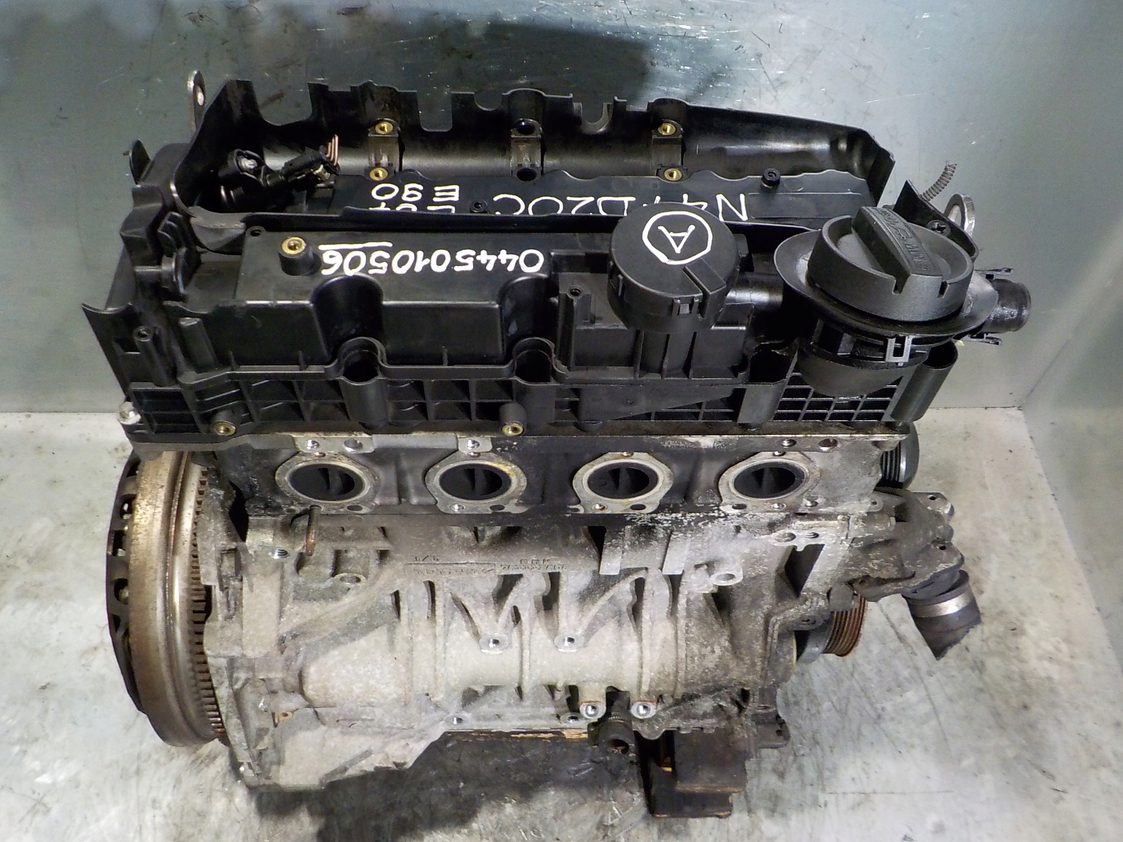 BMW 3 E90 1 E87 318 320 engine 2.0 D 16V N47D20C + pump 0445010506 83 thousand
